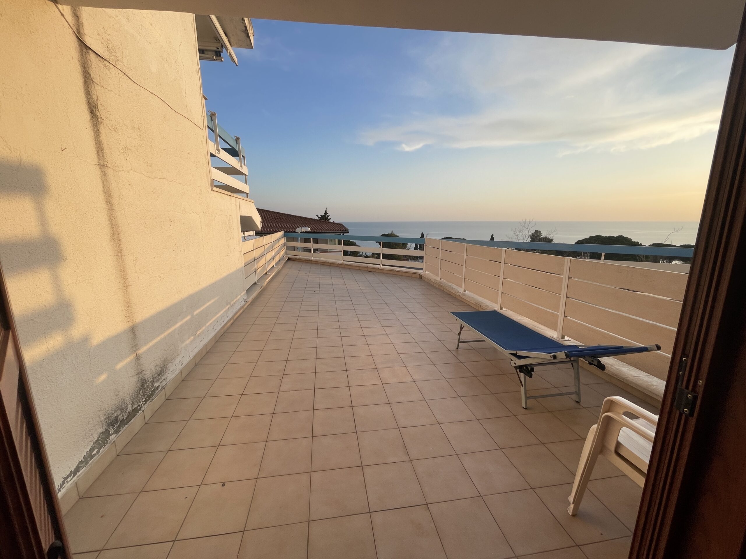 Rock View Apartment.