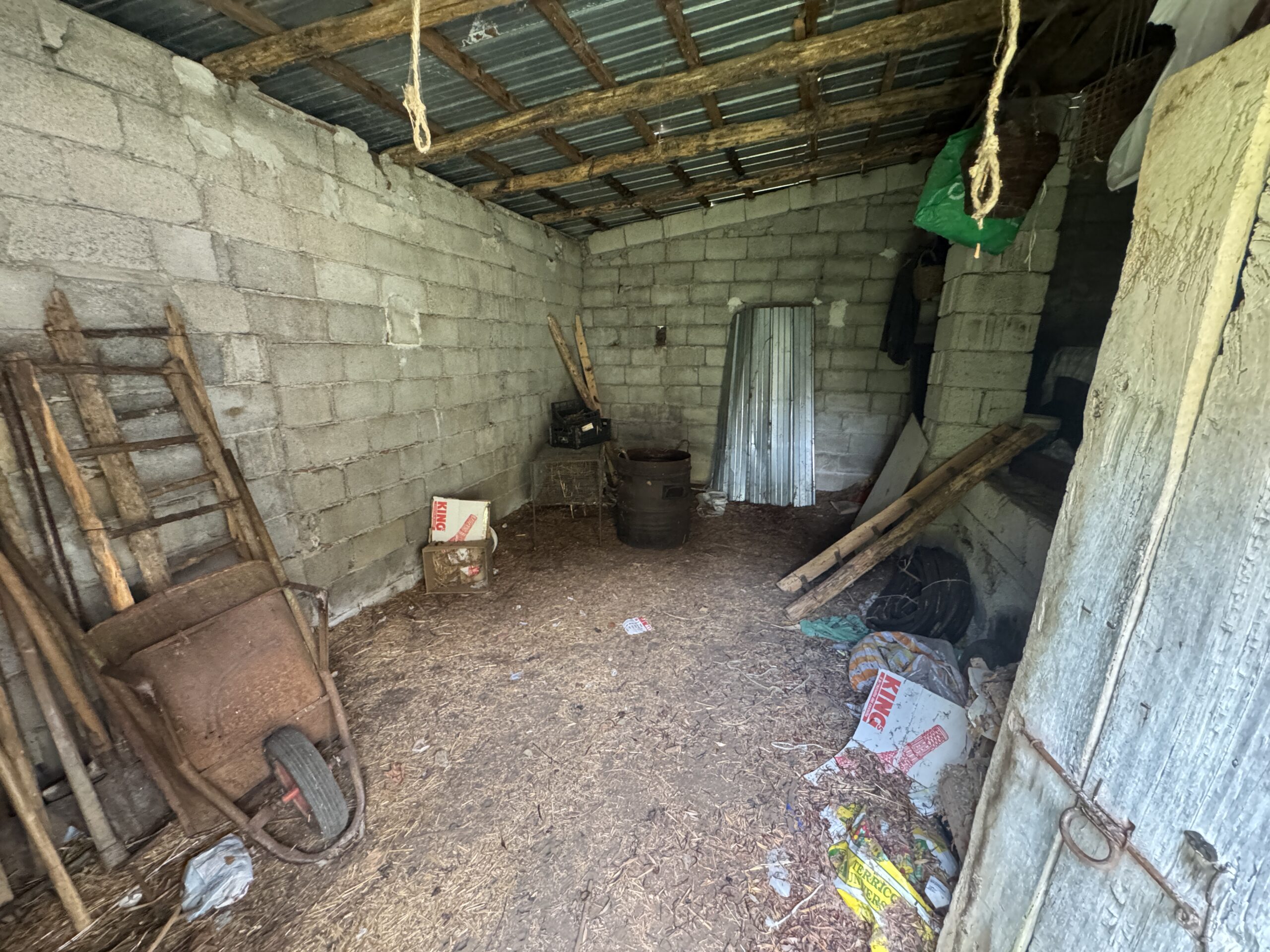 Large house in the middle of nature.