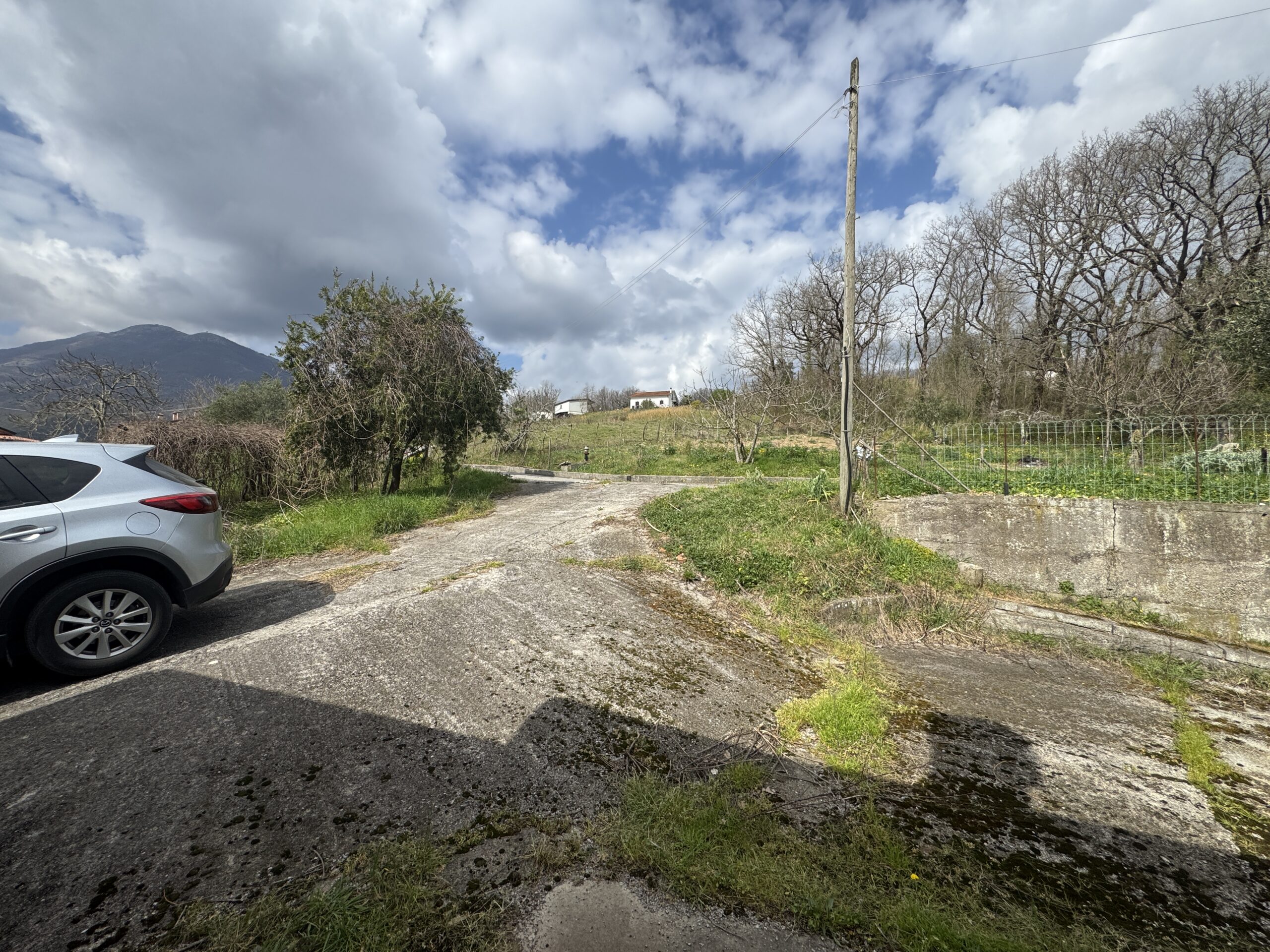 Large house in the middle of nature.