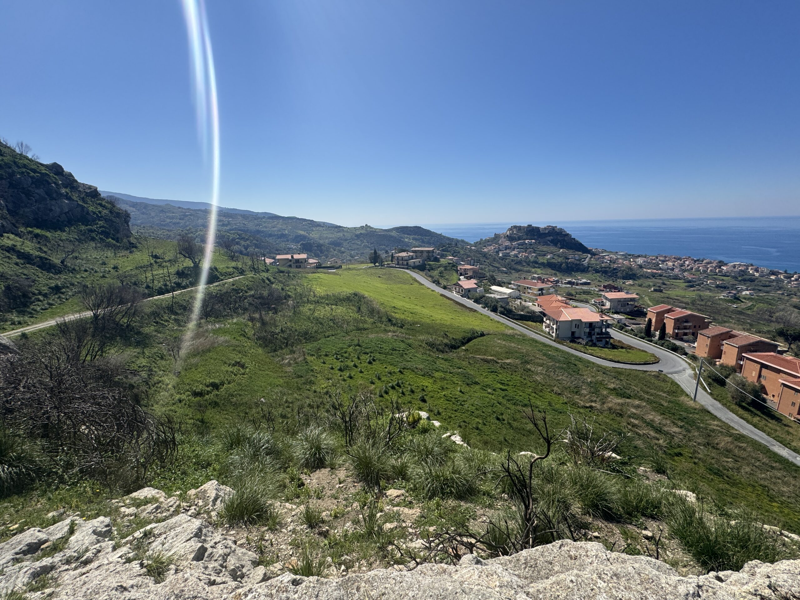 An old debris pit with large grounds and views of the Tyrrhenian Sea.