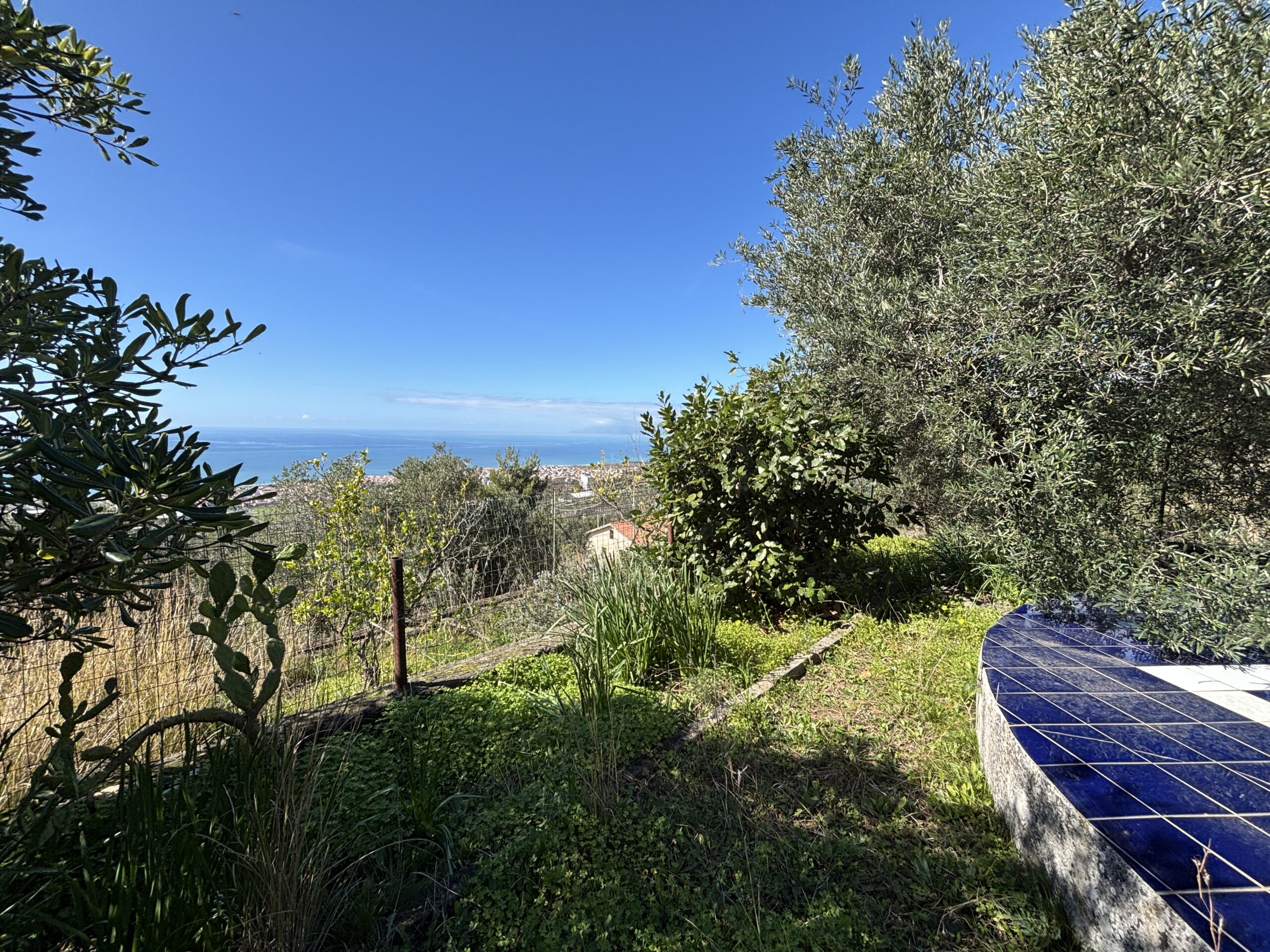 Villa a Praia a Mare con vista incredibile sul Mar Tirreno.