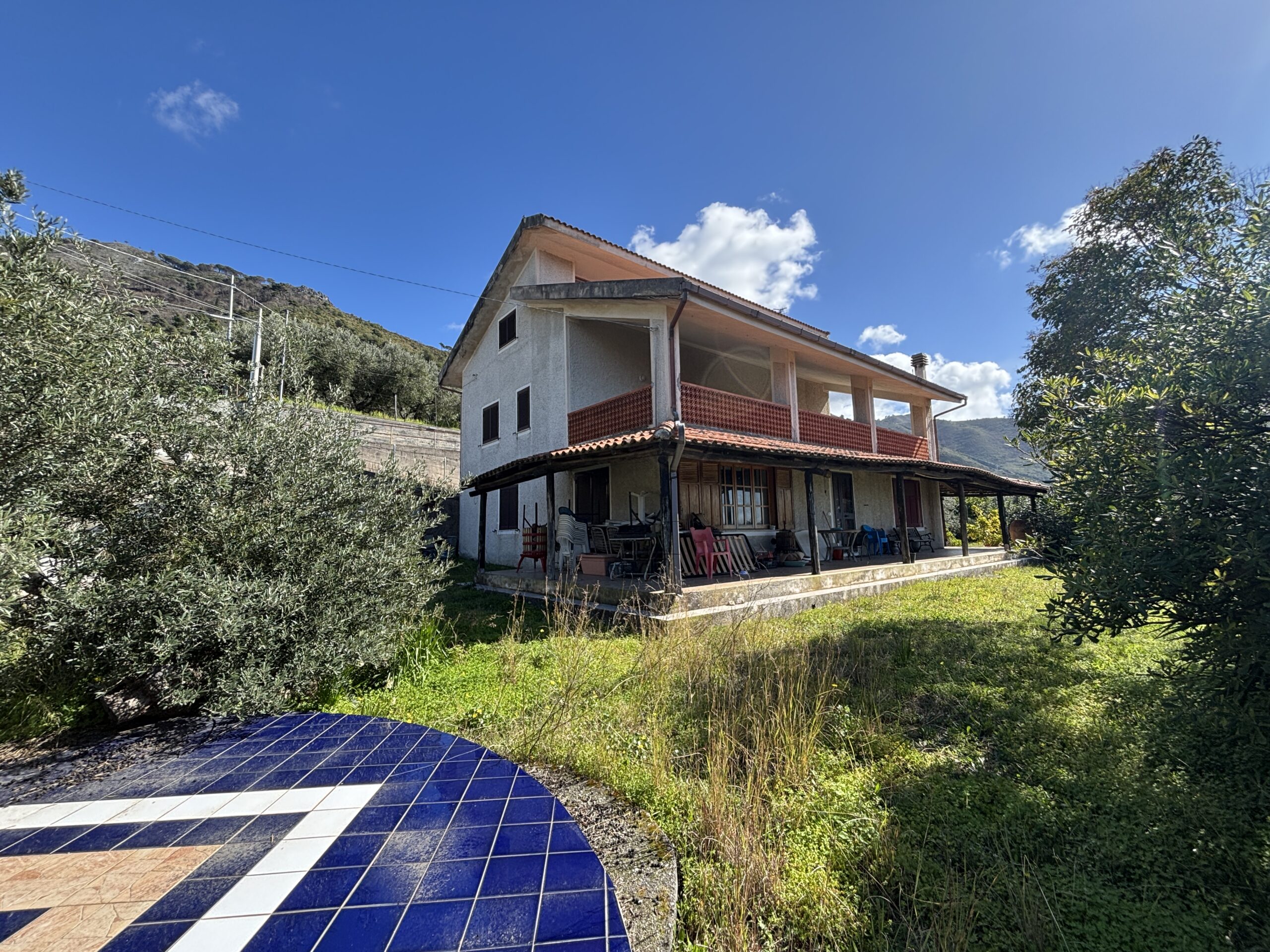 Villa a Praia a Mare con vista incredibile sul Mar Tirreno.