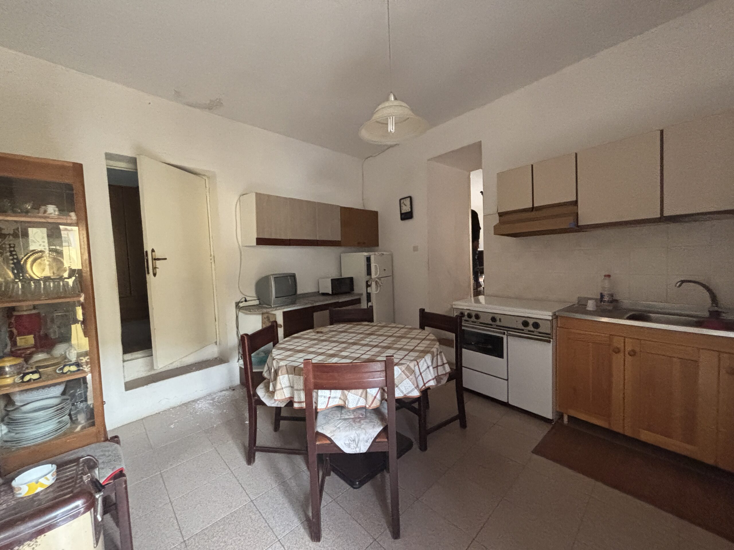 Large house in the historic centre of Bonifati.