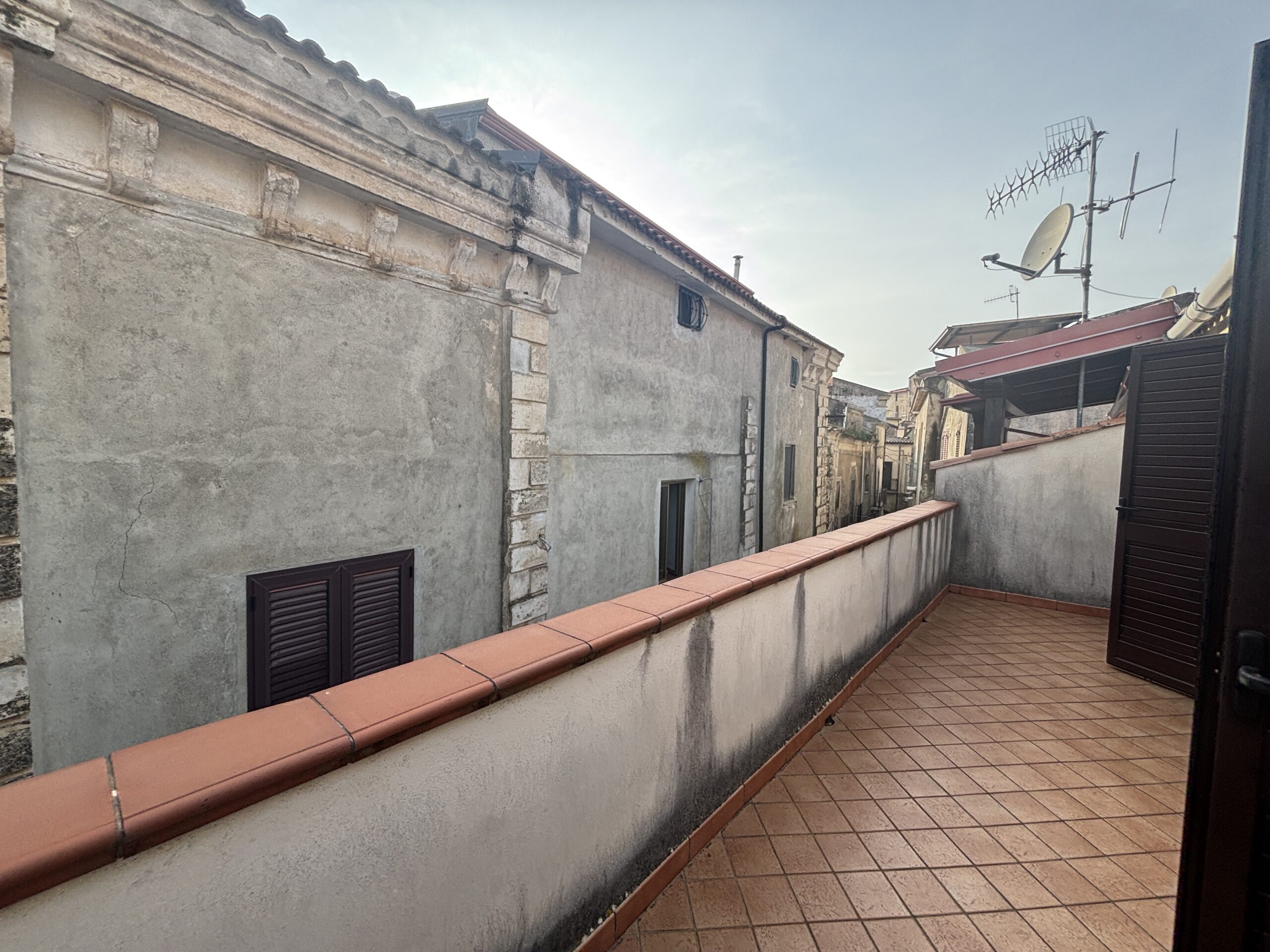 Large house in the historic centre of Bonifati.