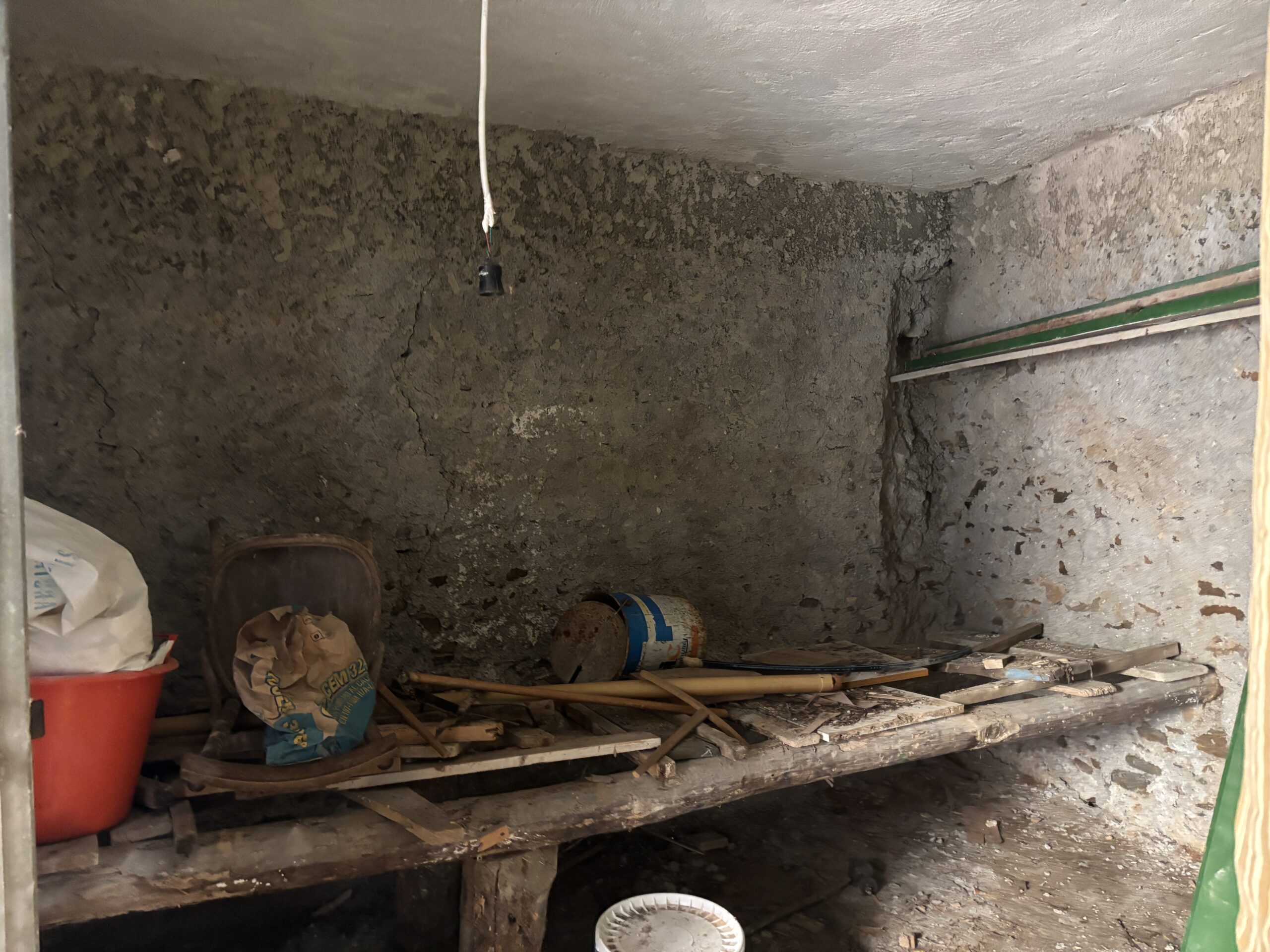 Large house in the historic centre of Bonifati.