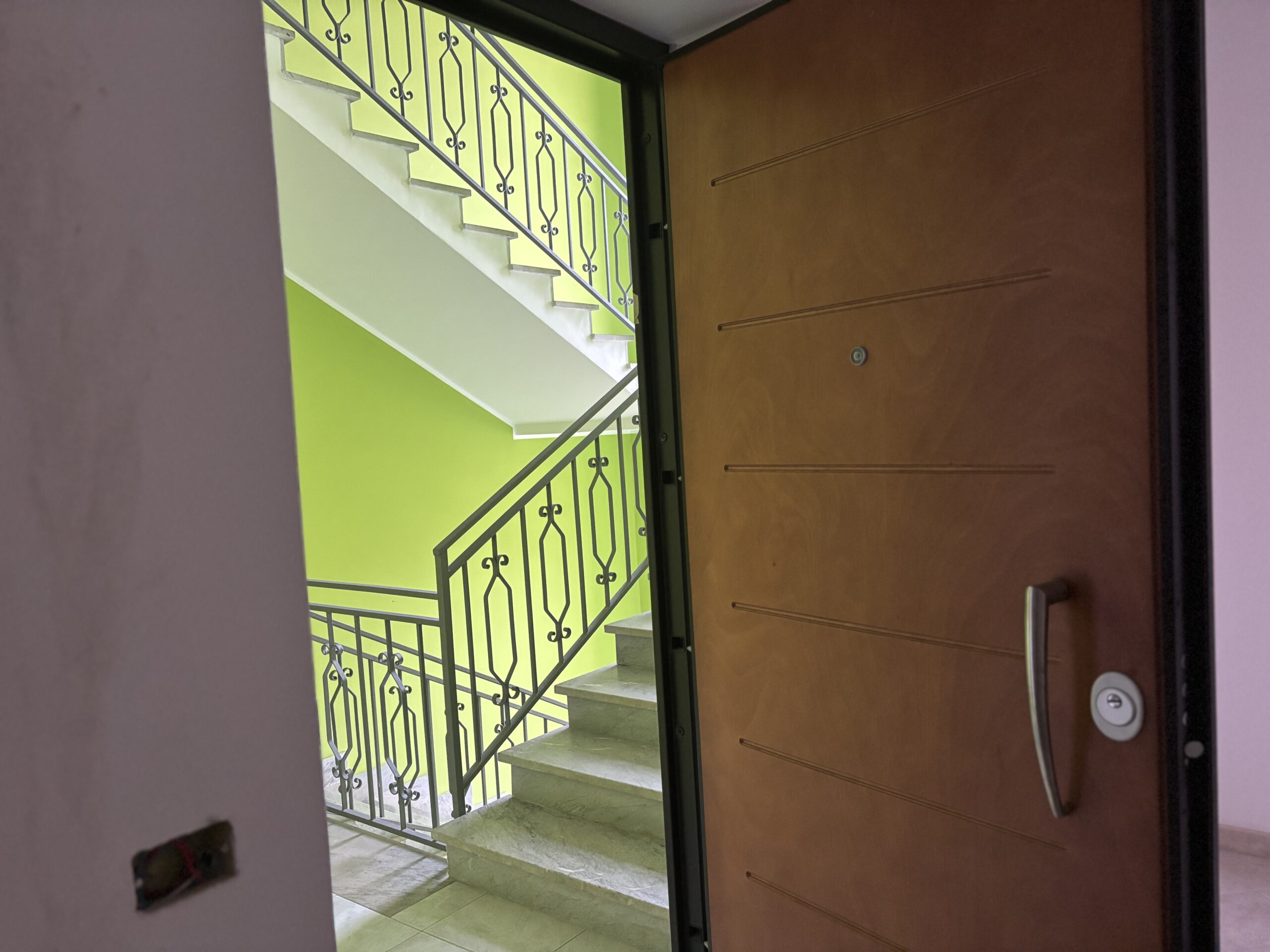 A flat with terrace in Guardia Piemontese.