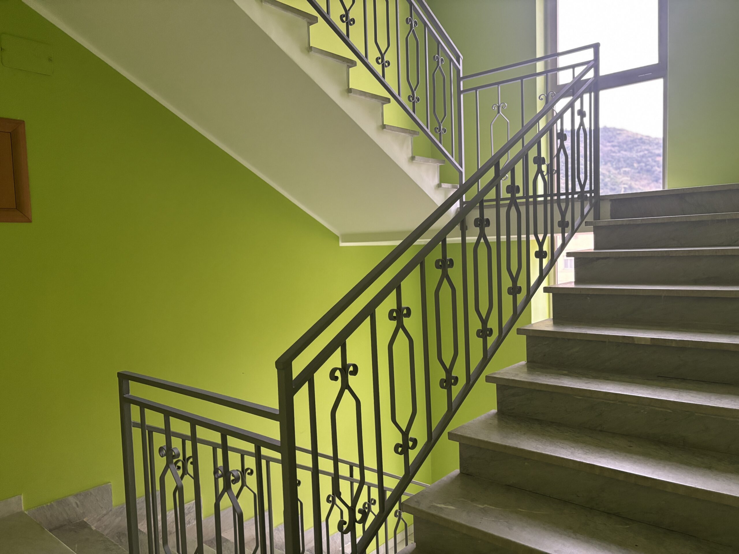 A flat with terrace in Guardia Piemontese.