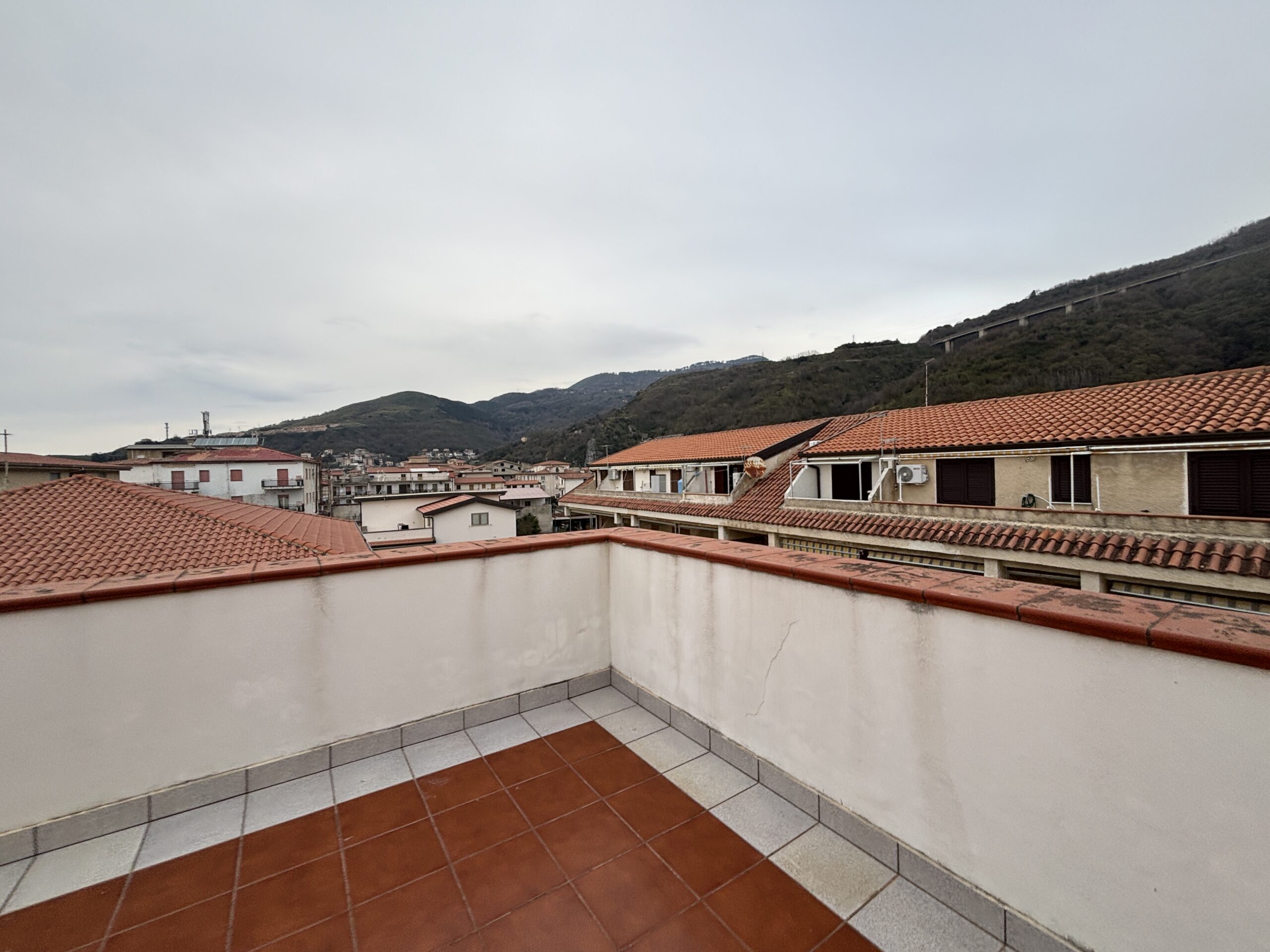 A flat with terrace in Guardia Piemontese.