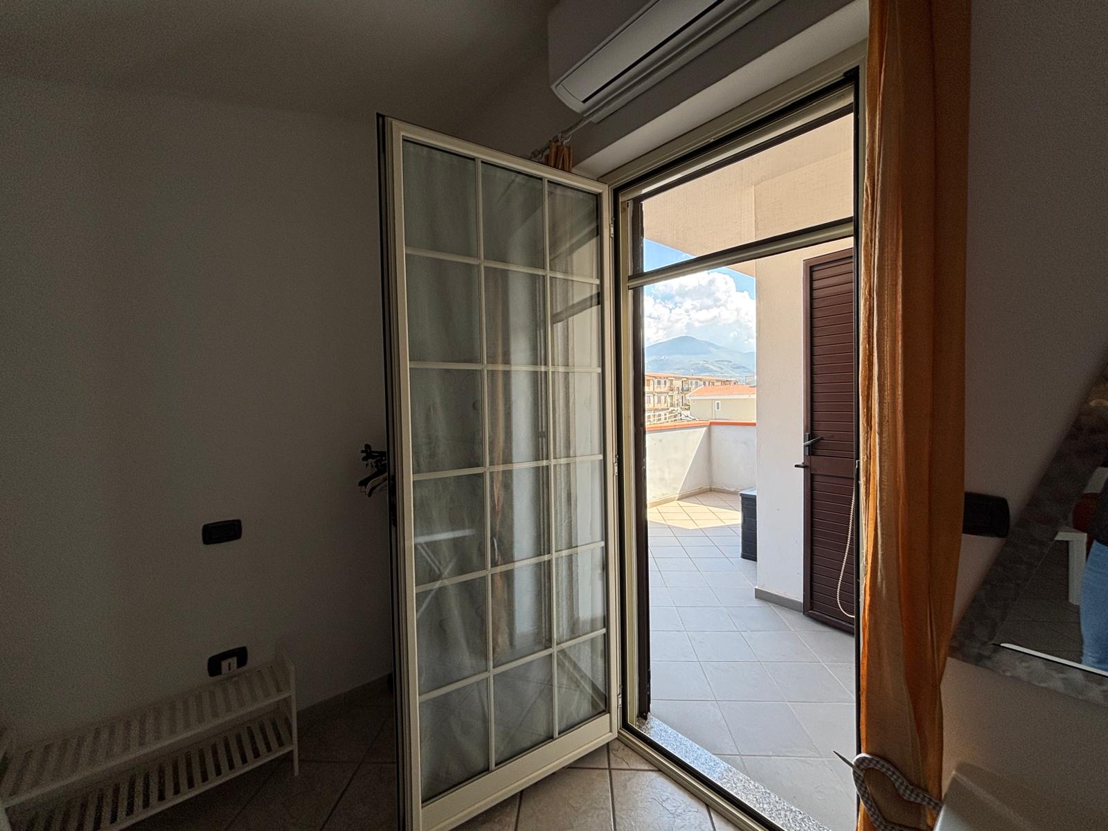 Prestigious villa in the heart of Santa Maria del Cedro