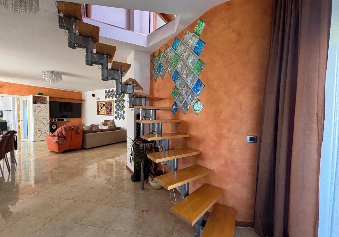 Dream villa in an exclusive neighbourhood.