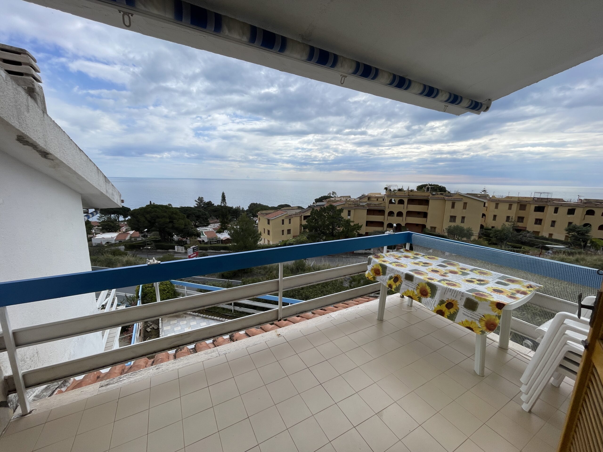 Apartment with a view of Policastro Bay