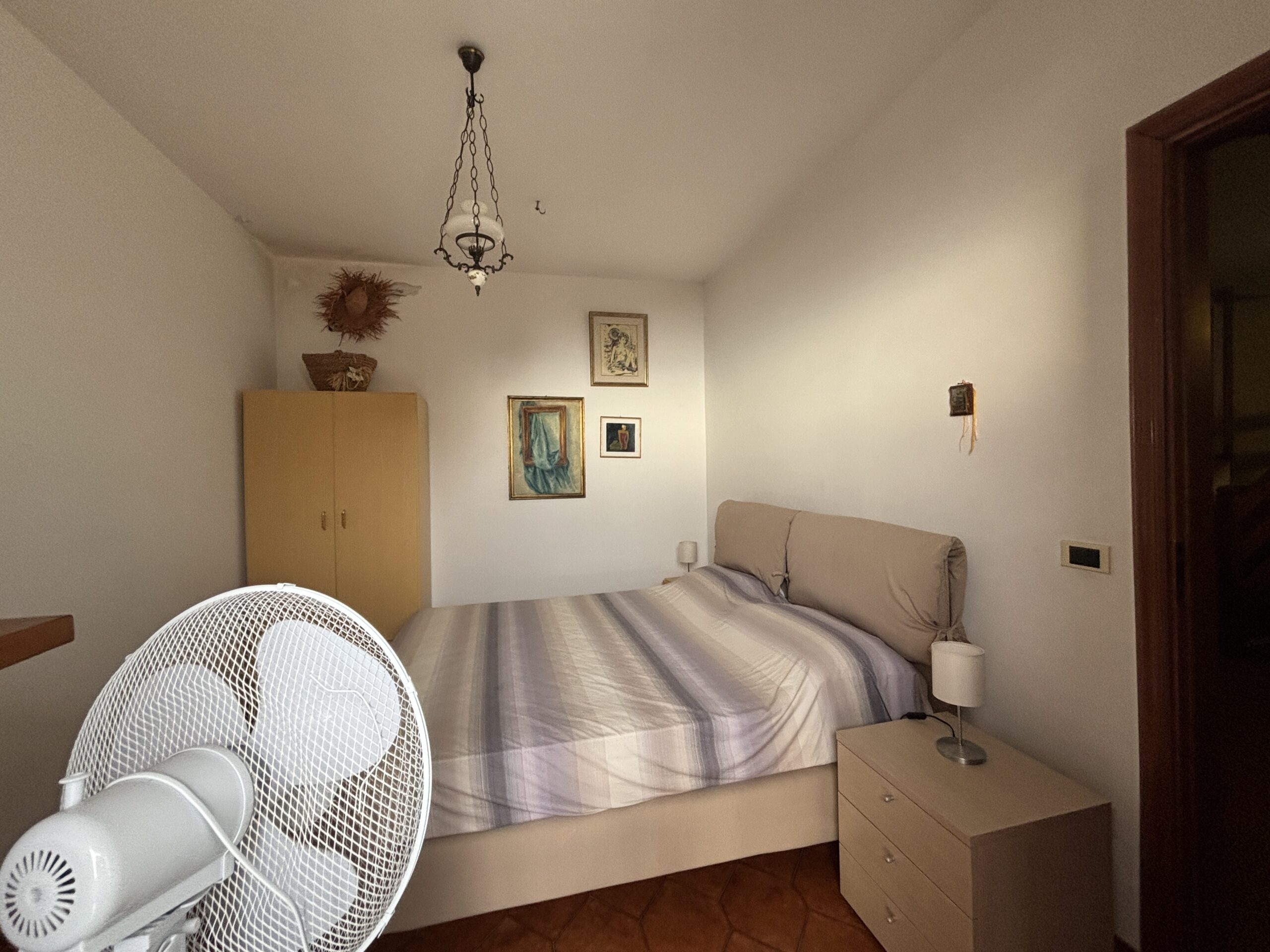 Fantastic property with views of the Tyrrhenian Sea