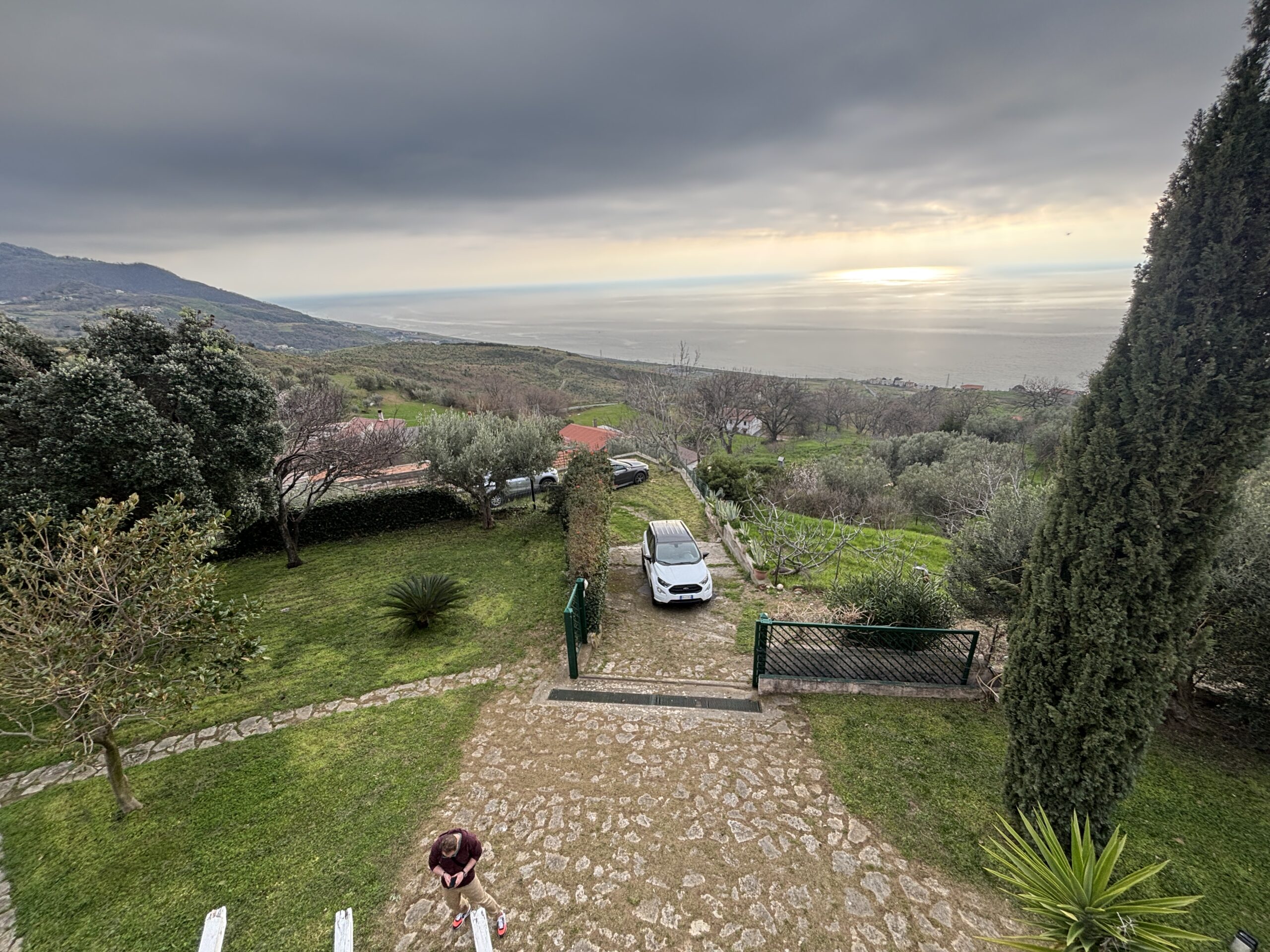 Fantastic property with views of the Tyrrhenian Sea
