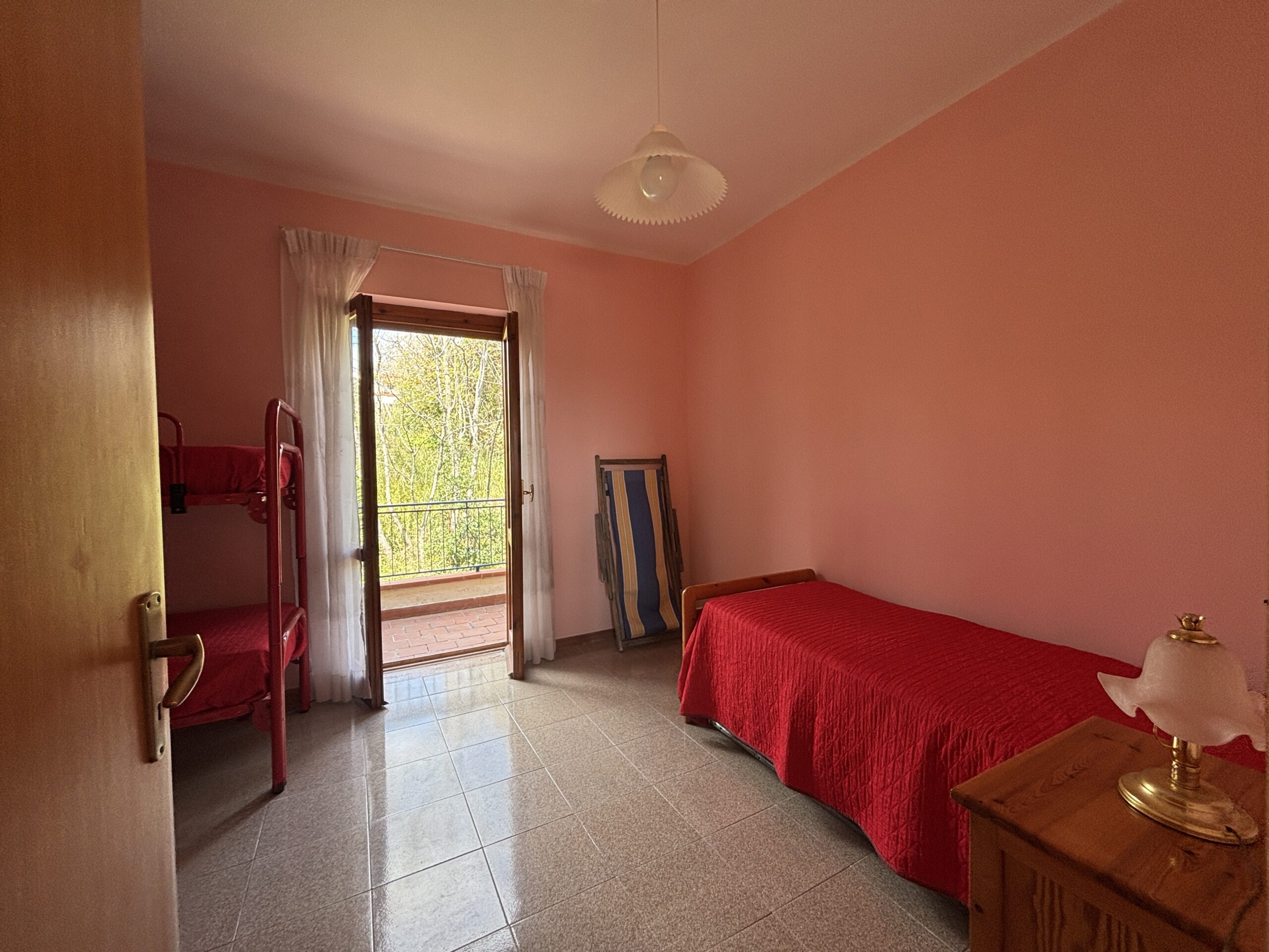 Bright house with sea view