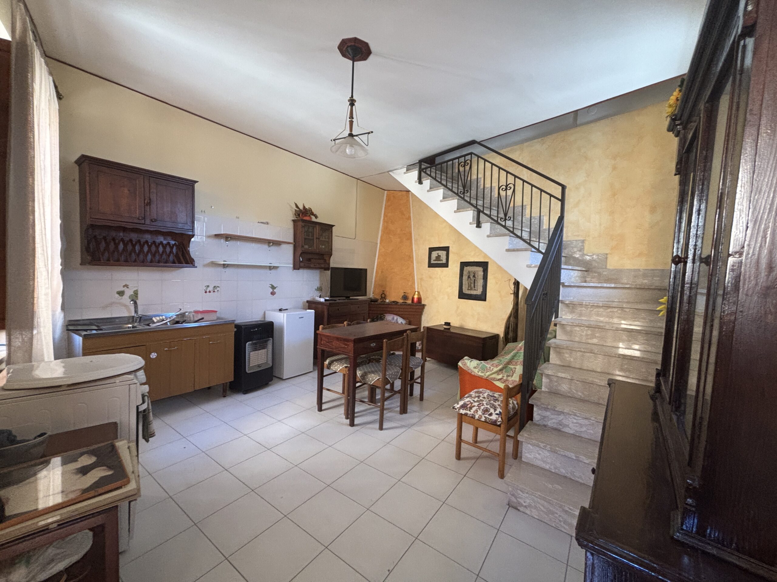 A charming property in the heart of Tortora’s historic centre