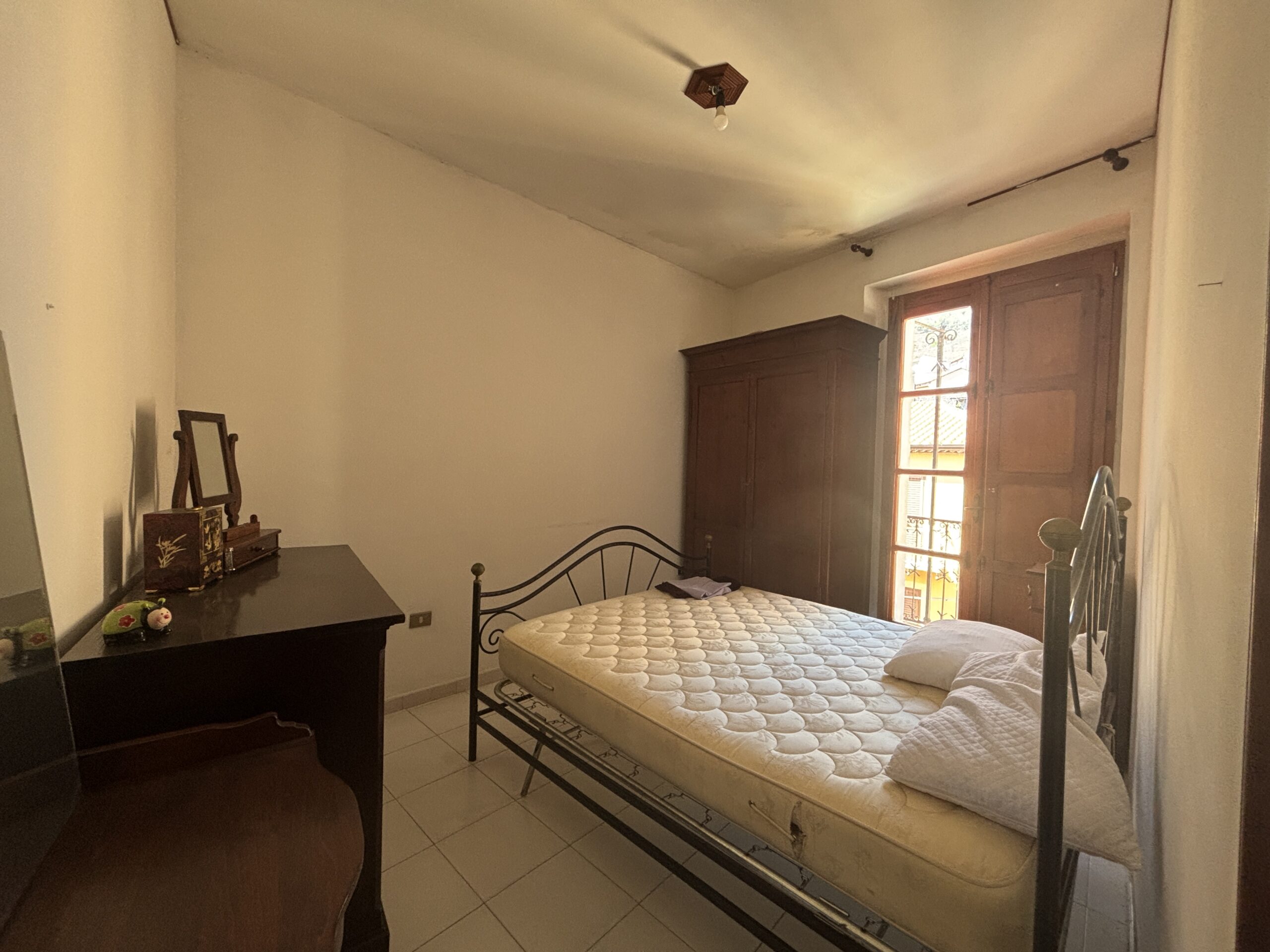 A charming property in the heart of Tortora’s historic centre