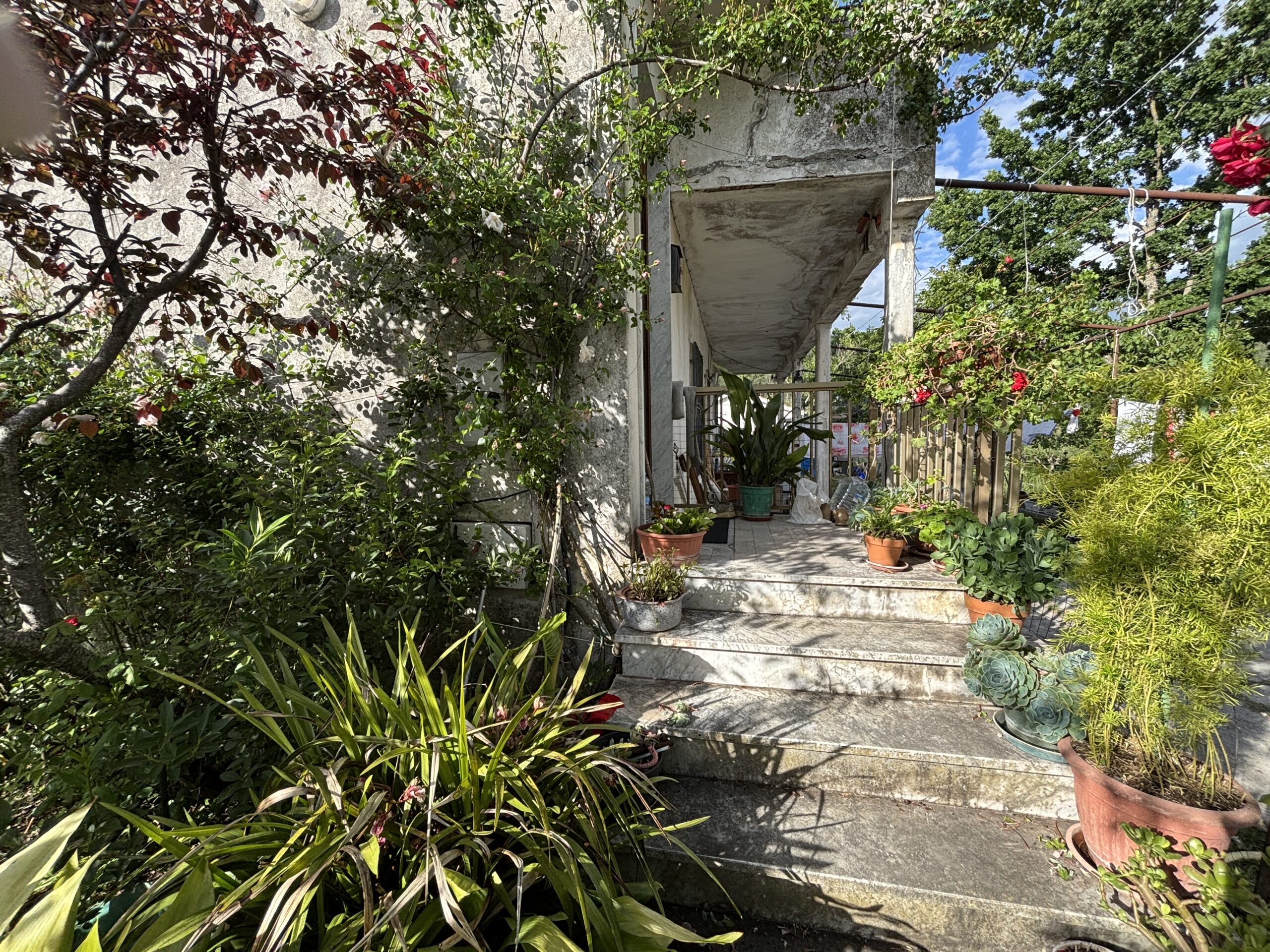 Appartamento con terrazza e vista sulle montagne a Rivello