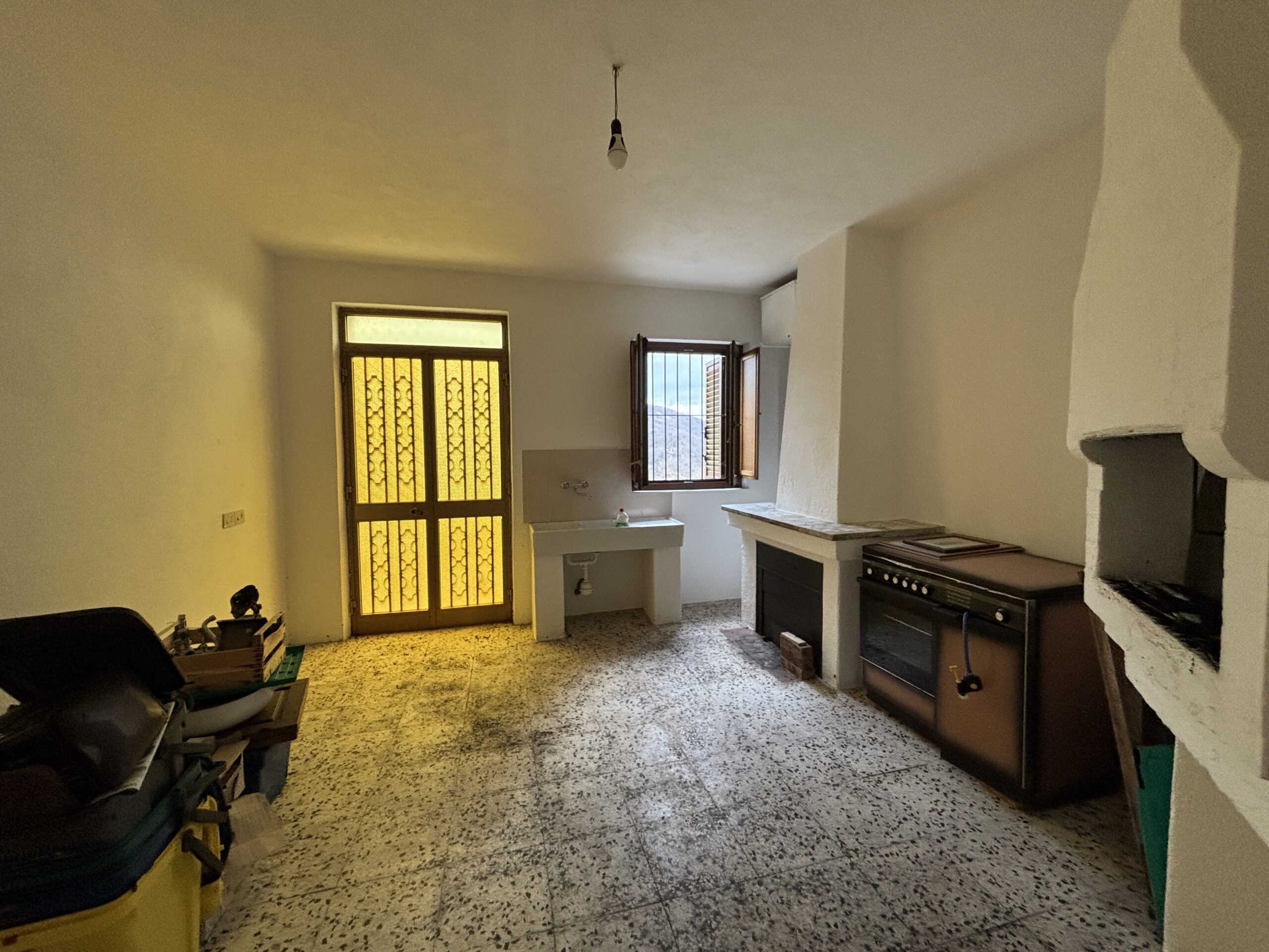 Ampia casa già pronta a Galdo, con garage