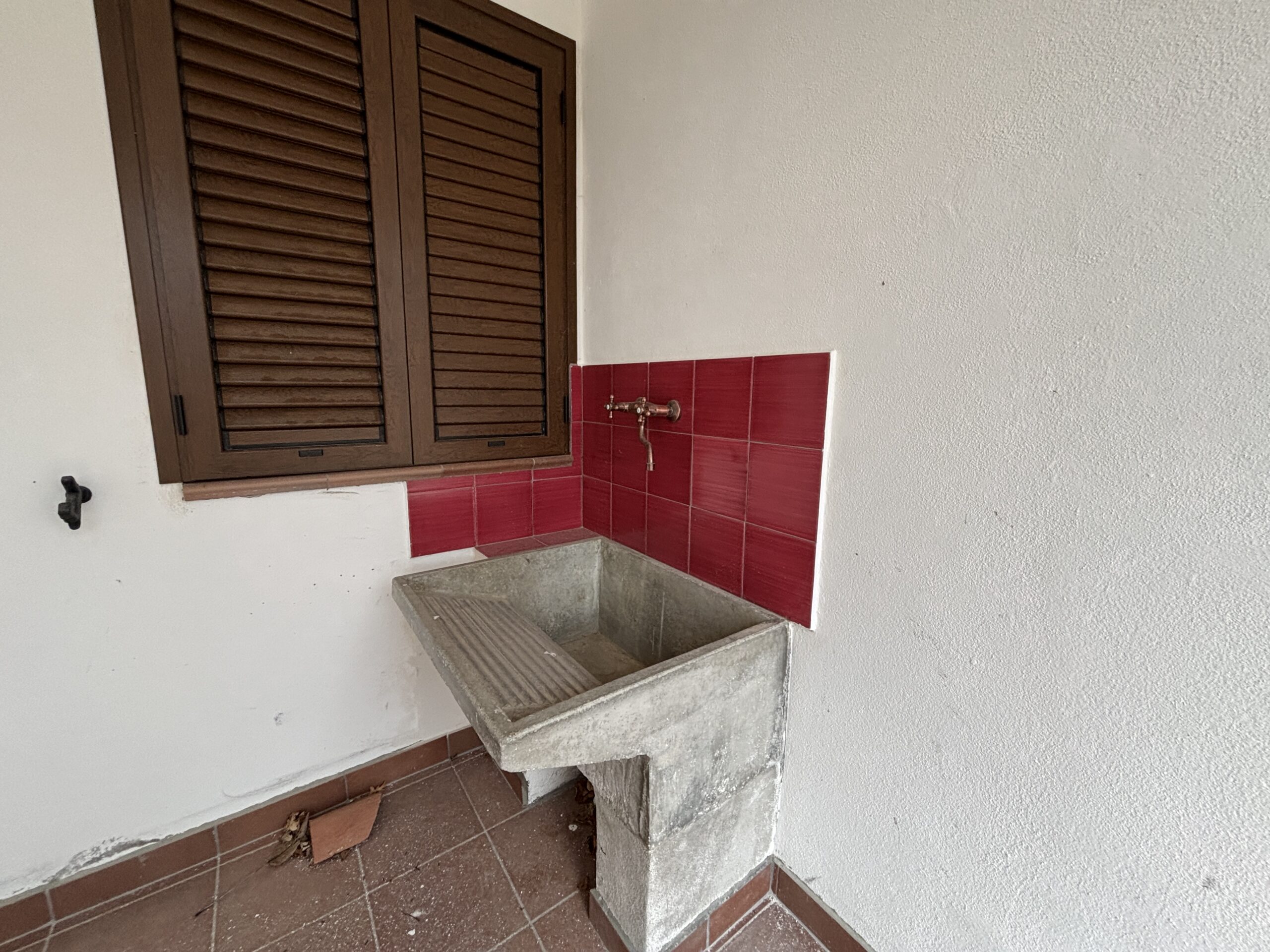 Ampia casa già pronta a Galdo, con garage