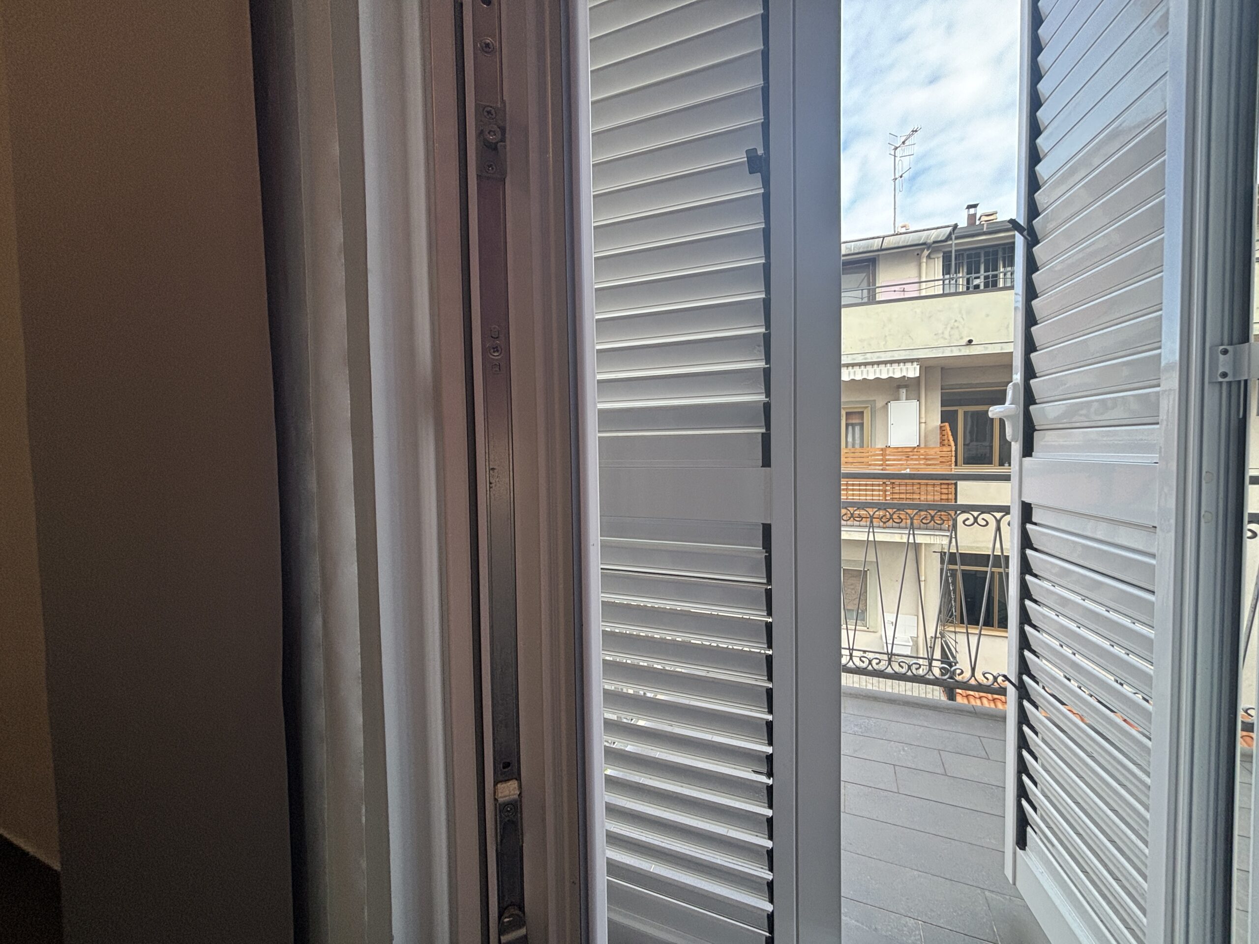 A fully equipped flat, ready to move into
