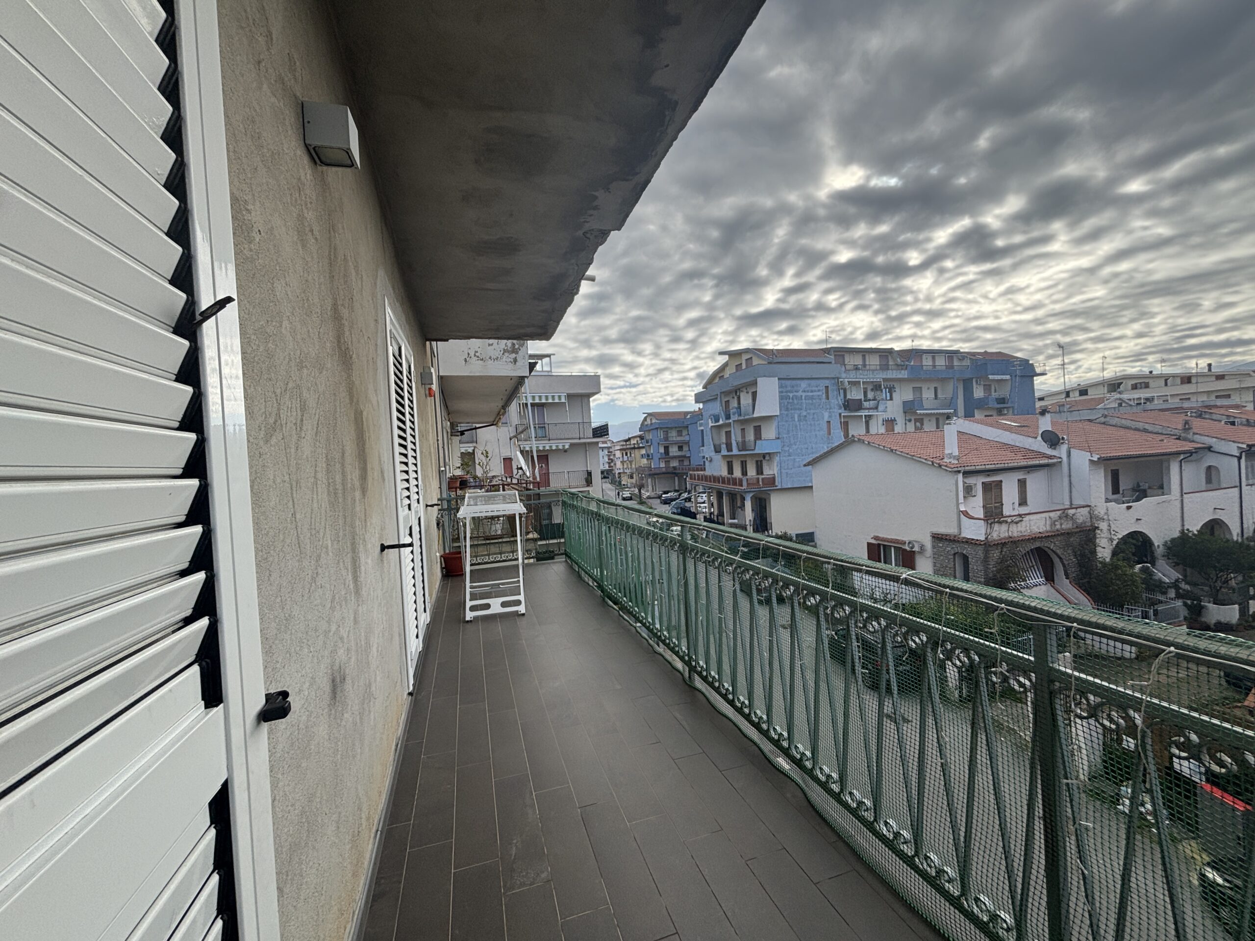 A fully equipped flat, ready to move into