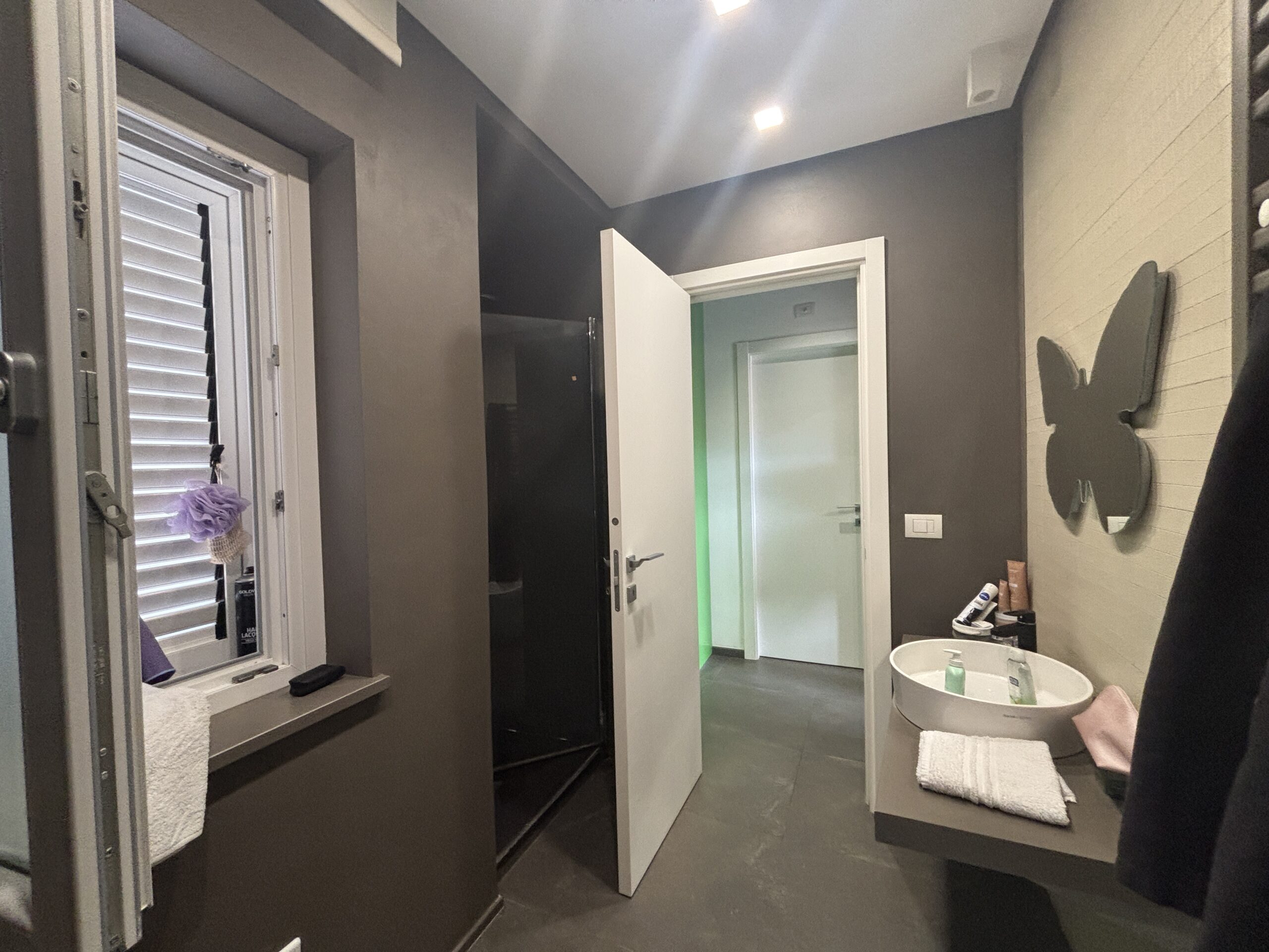 A fully equipped flat, ready to move into