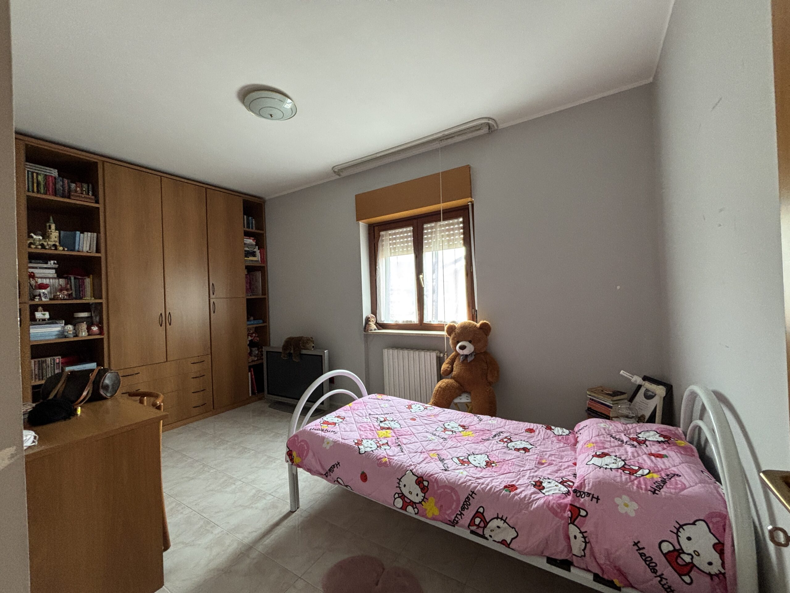 Ampia proprietà, con giardino e arredi di alta qualità