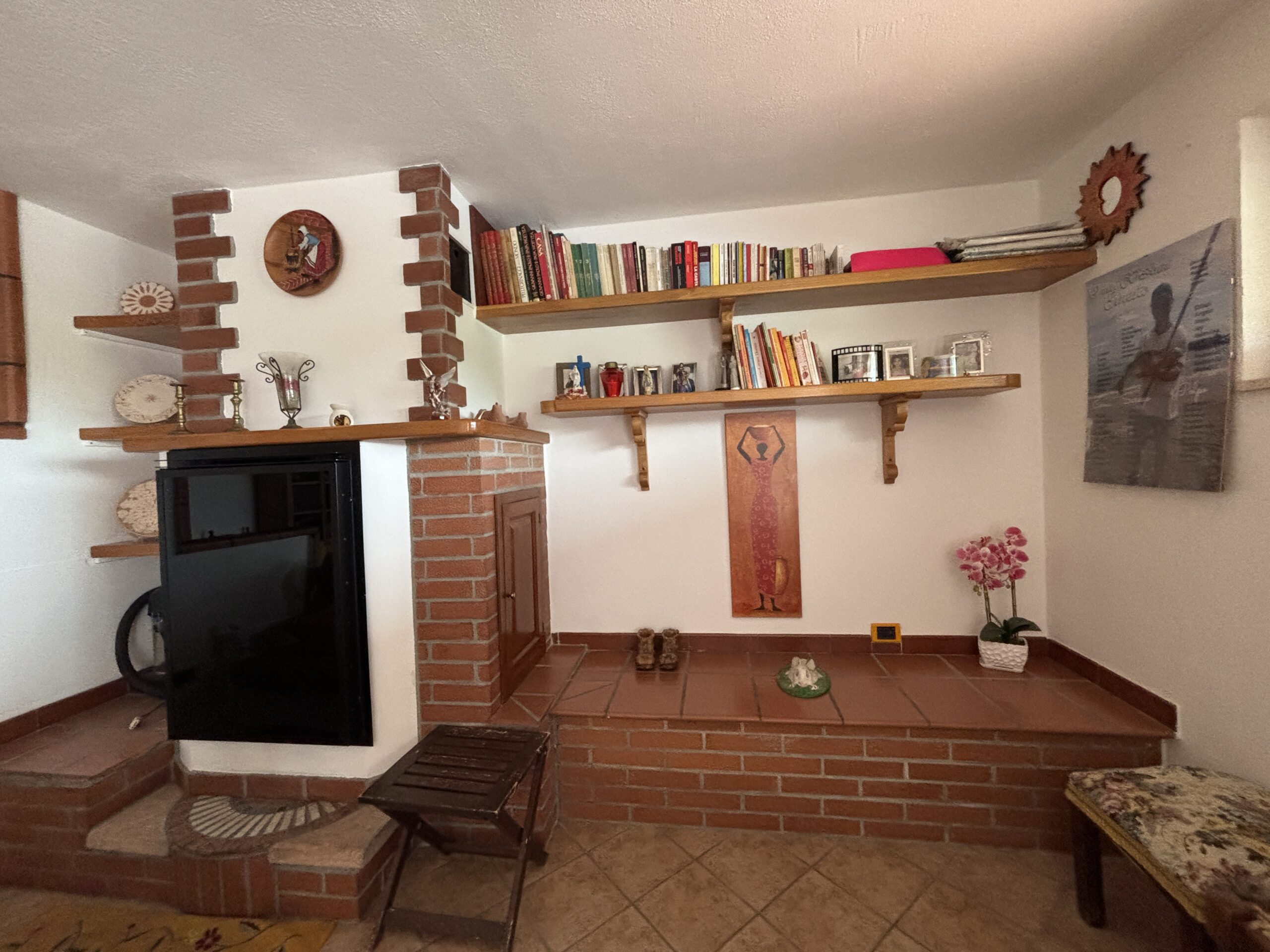 Ampia proprietà, con giardino e arredi di alta qualità