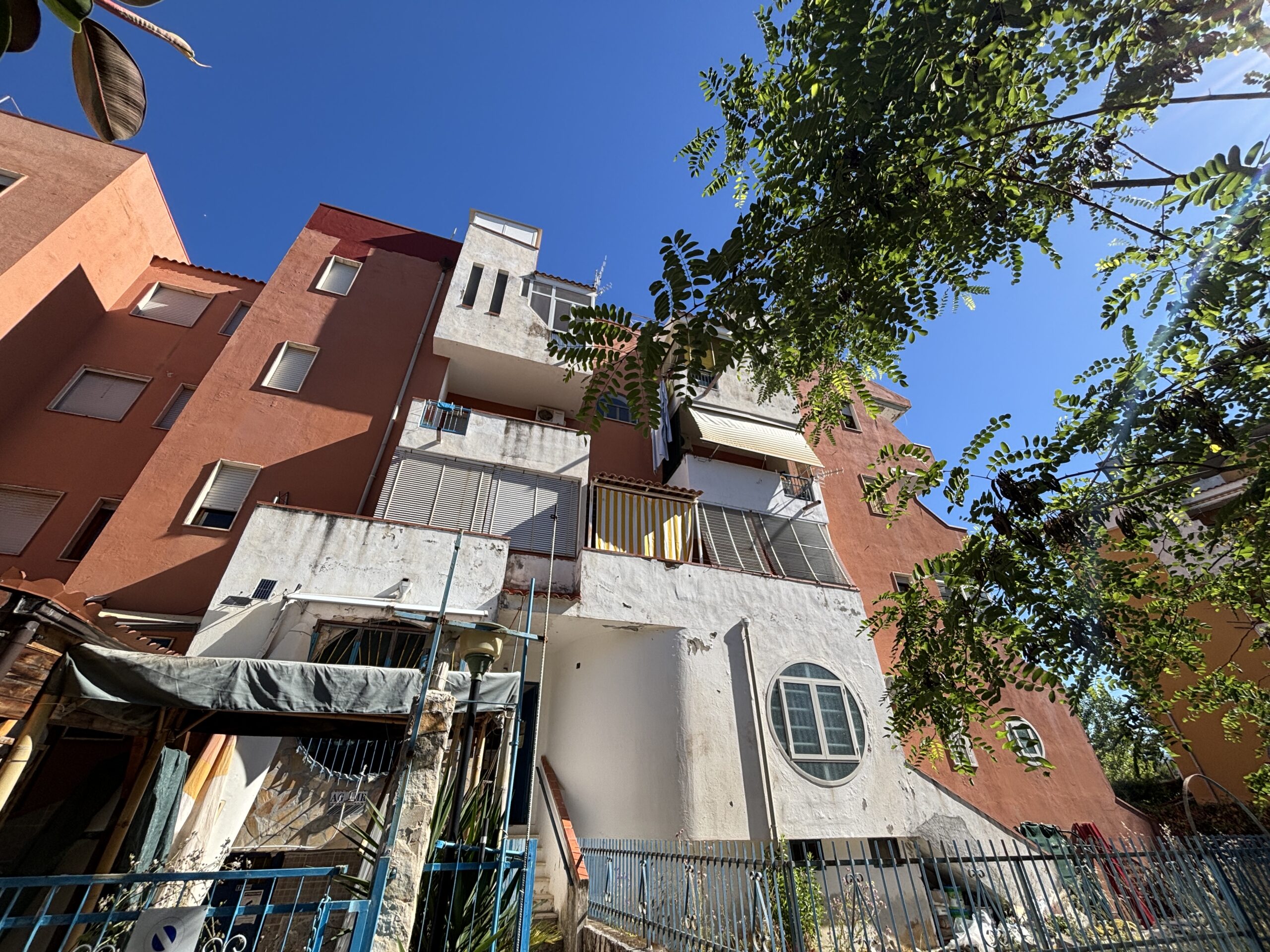 A flat on the third floor with a fantastic terrace
