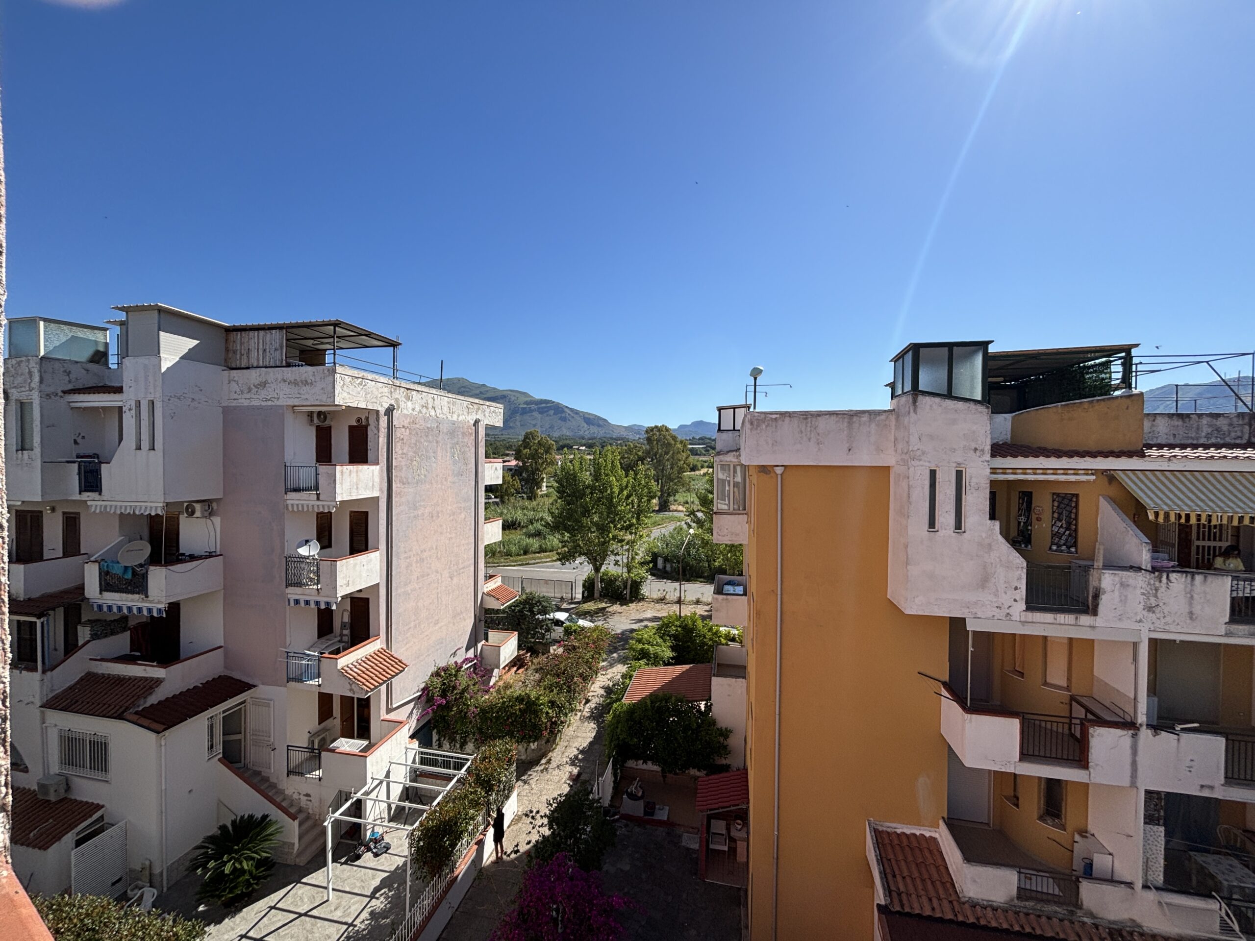 A flat on the third floor with a fantastic terrace