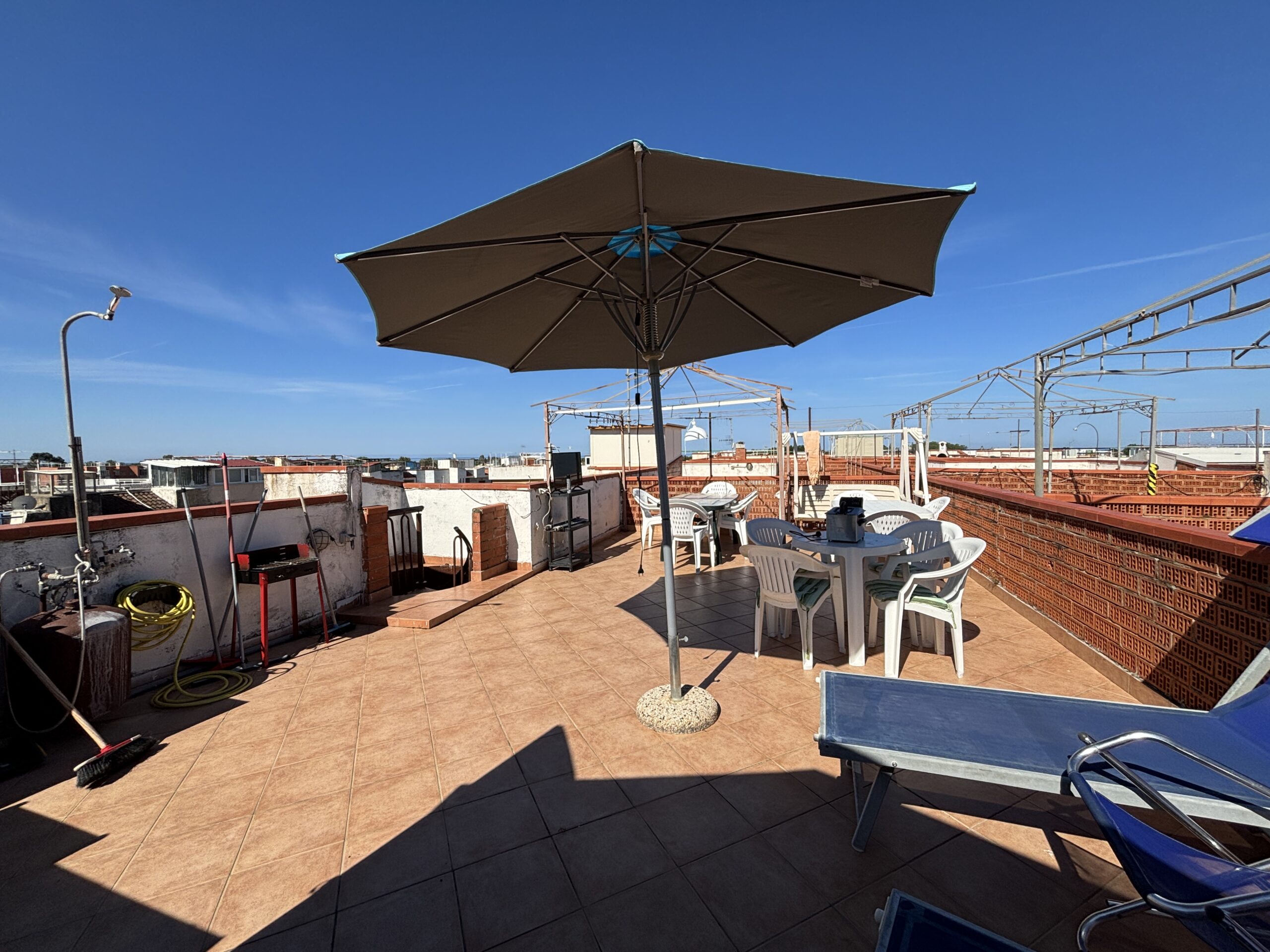 A flat on the third floor with a fantastic terrace
