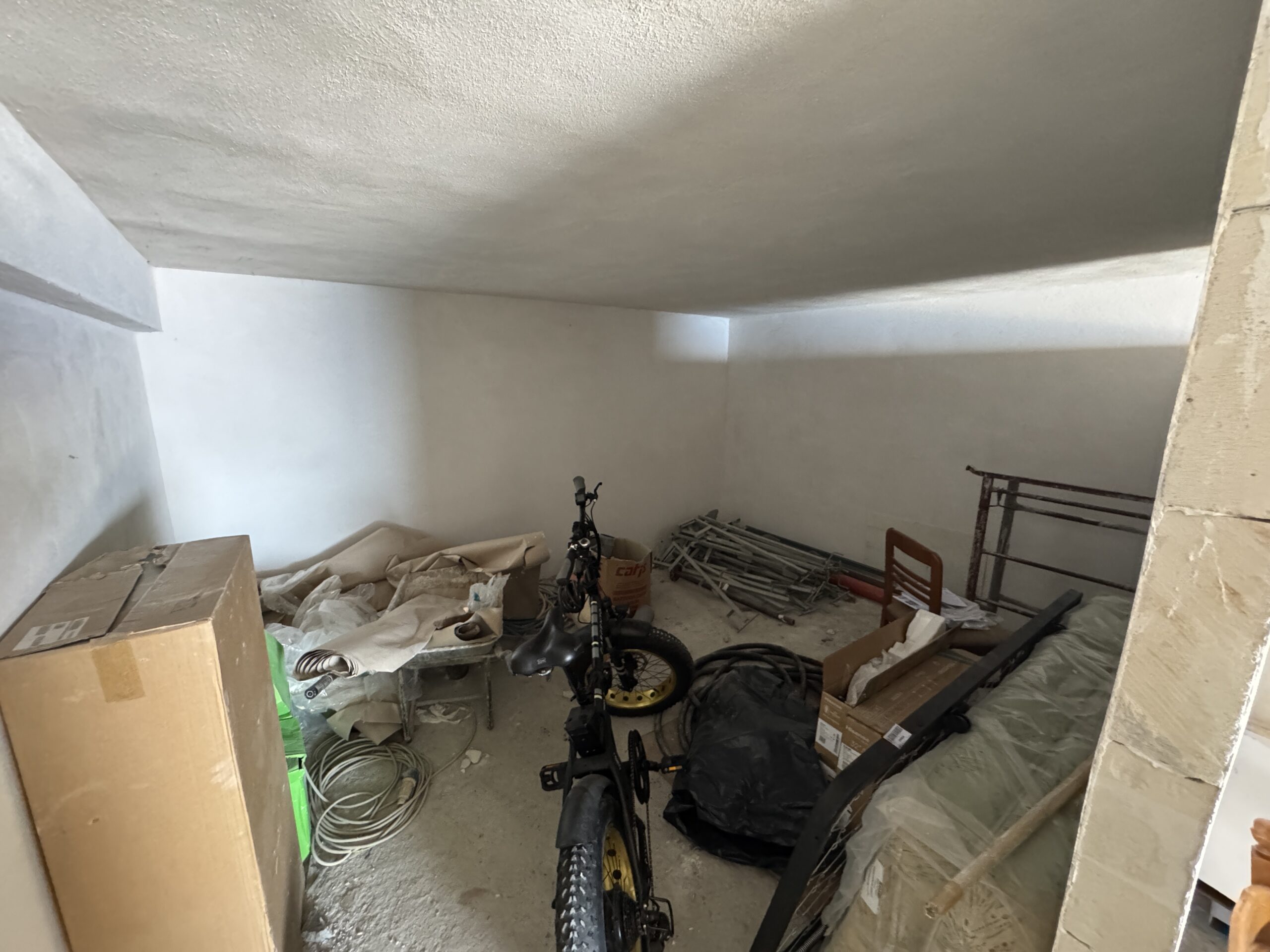 A flat with a view of the Tyrrhenian Sea and the island of Dino