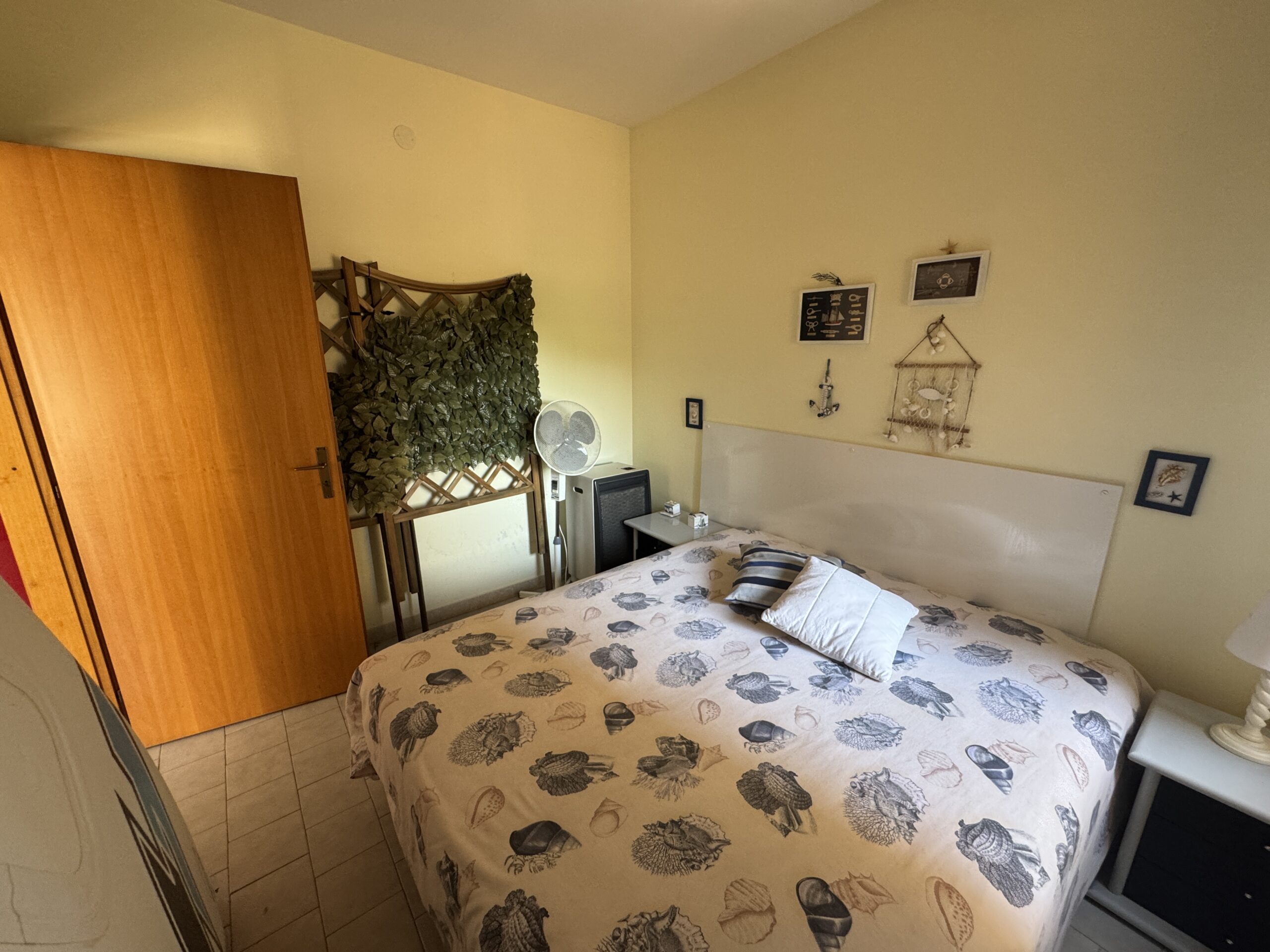 A comfortable flat 250 metres from the sea