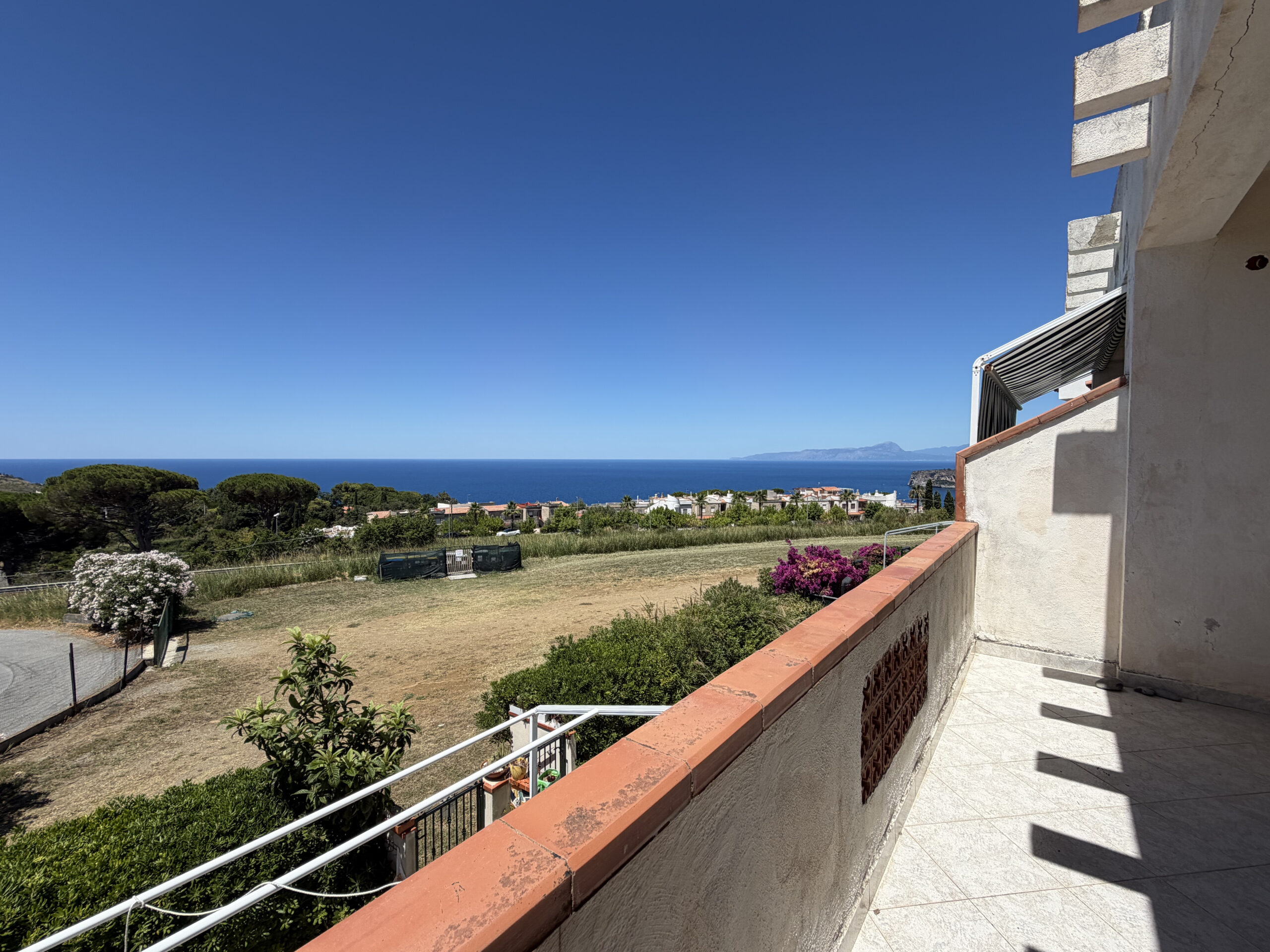 Appartamento con balcone e vista sul mare a San Nicola Arcella