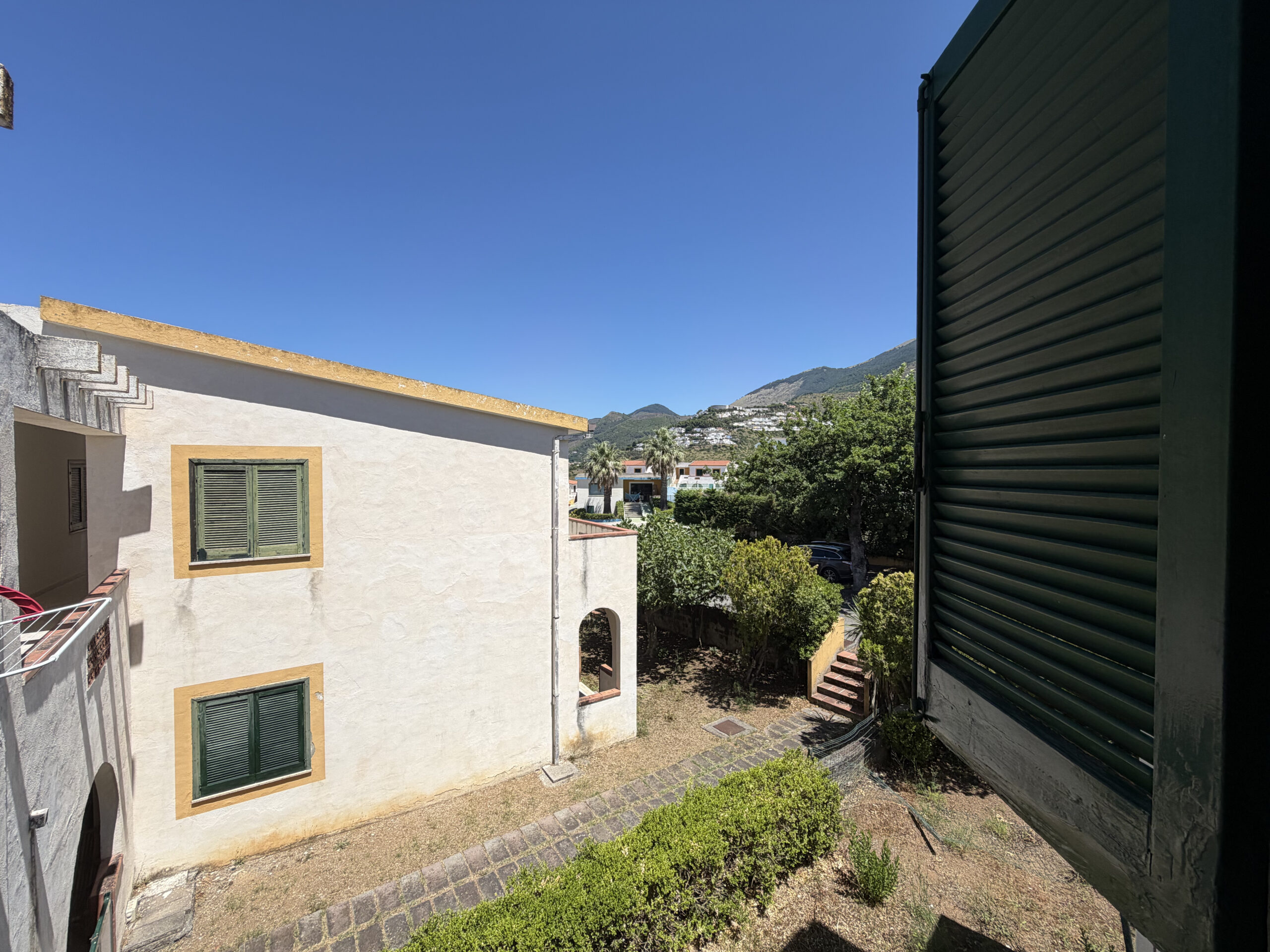 Appartamento al primo piano a San Nicola Arcella, in una zona tranquilla