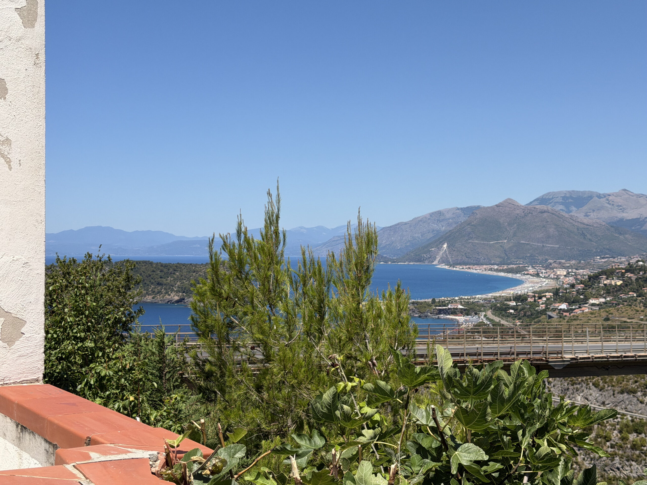 Appartamento con balcone e vista sul mare a San Nicola Arcella