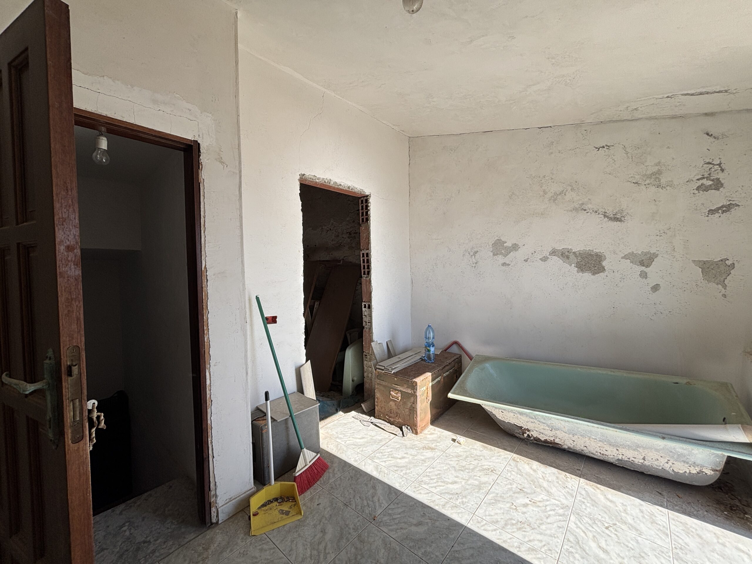Casa con balconi sul mare ad Acquappesa