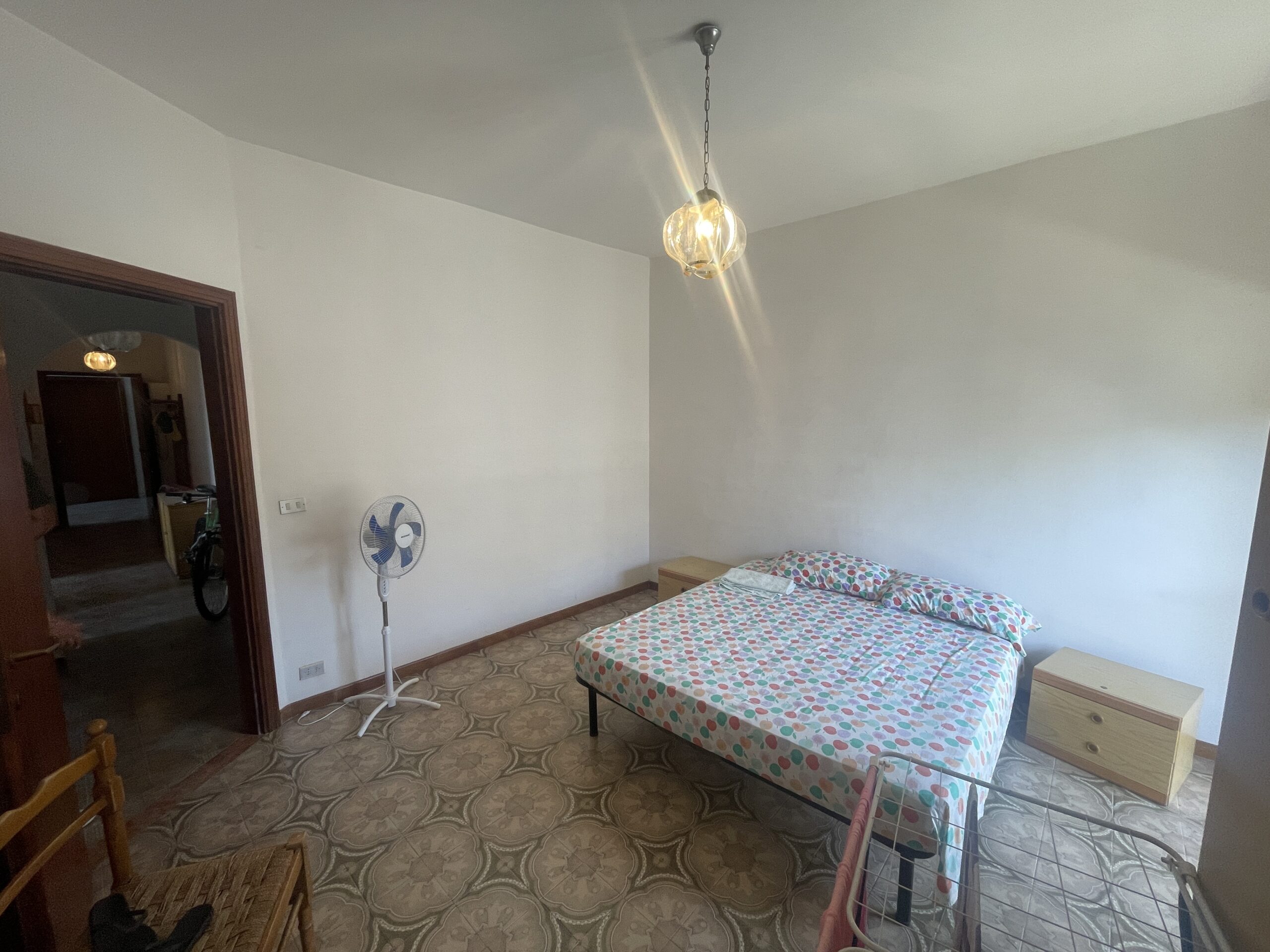 A flat on the second floor with a sea view in Torremezzo
