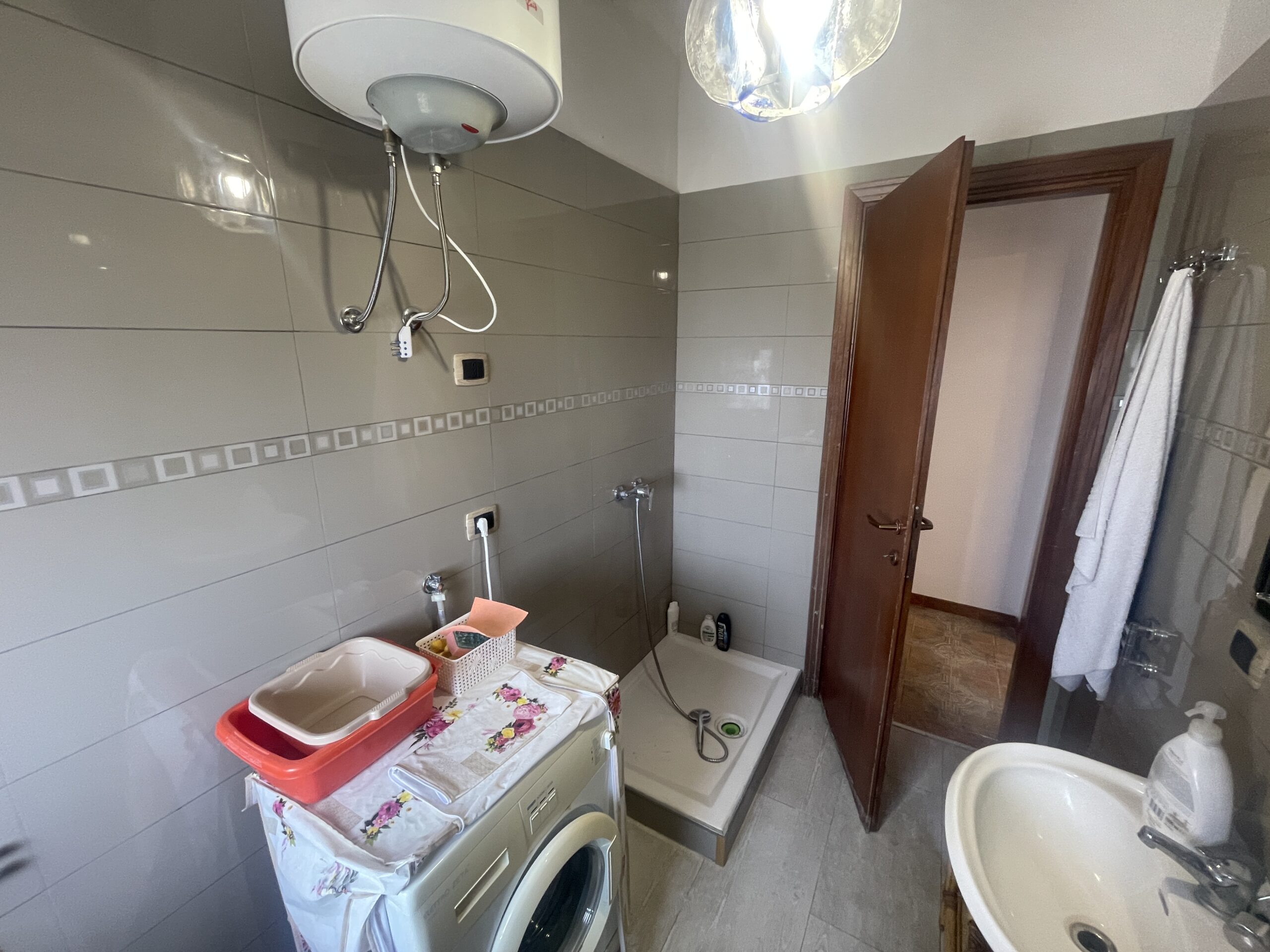 A flat on the second floor with a sea view in Torremezzo